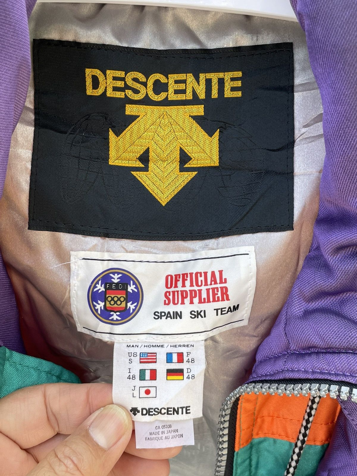 Descente Vintage 90s Descente Spain Ski Team Down Jacket Made n Japan Size US S / EU 44-46 / 1 - 18 Thumbnail