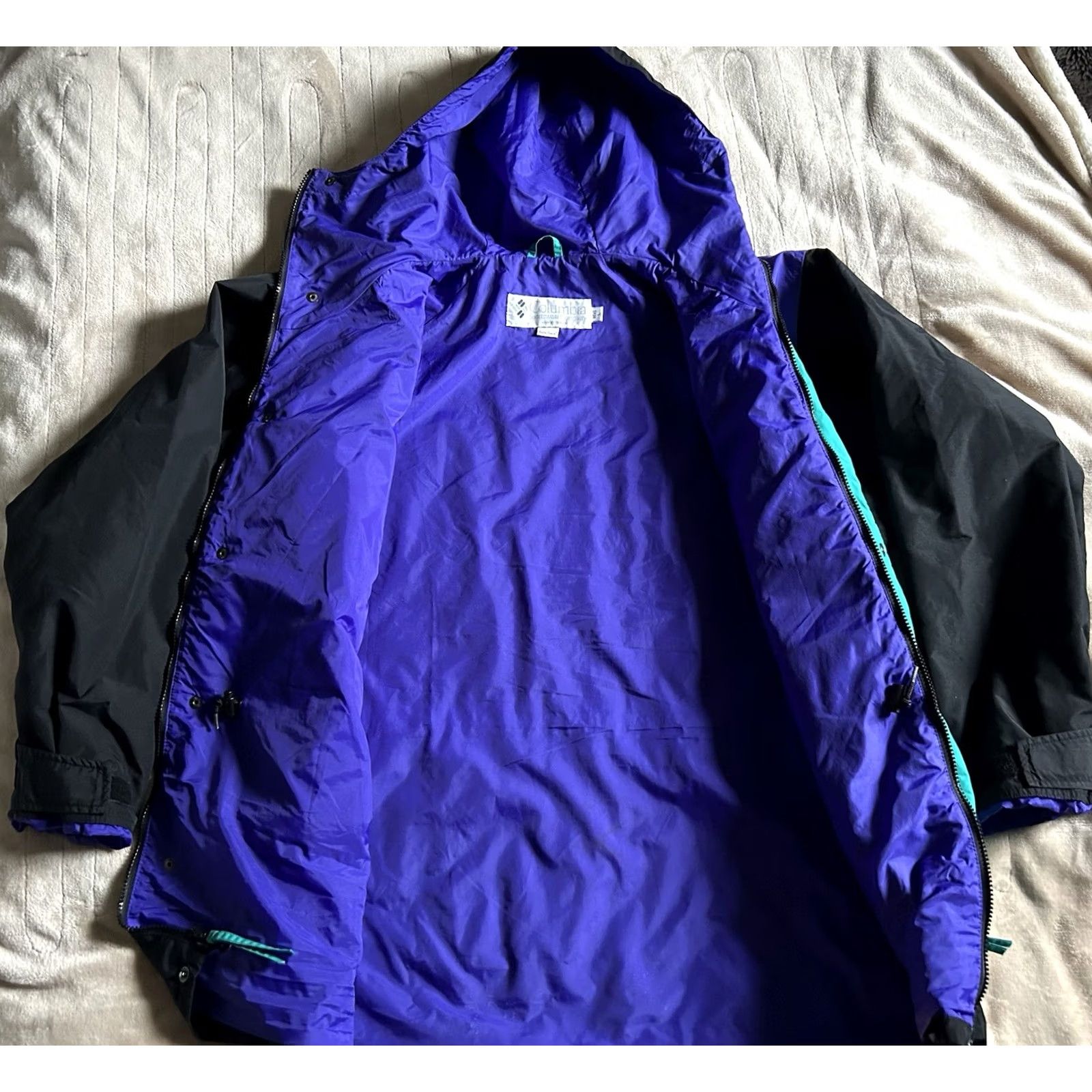 Vintage VINTAGE Columbia Sportswear Hooded Jacket Mens Size L Purple Black Blue Radial Sleeve Full Zip 90s Bomber Coat/Pullover? Size US L / EU 52-54 / 3 - 3 Thumbnail