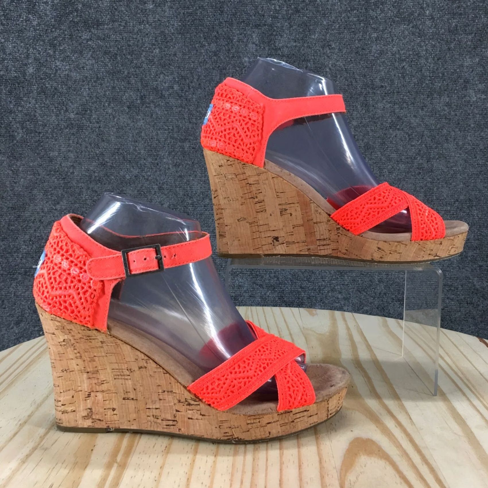Toms Toms Sandals Womens 8.5 Ankle Strap Orange Buckle Casual Open Toe Wedge Heels Shirt Size US 9 / IT 39 - 2 Thumbnail