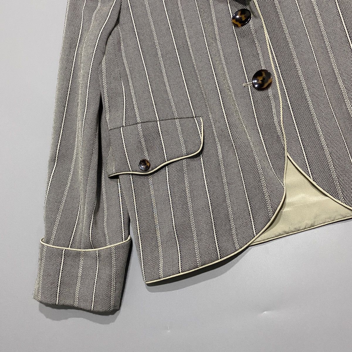 Giorgio Armani Pinstripe Jacket Size US L / EU 52-54 / 3 - 5 Thumbnail