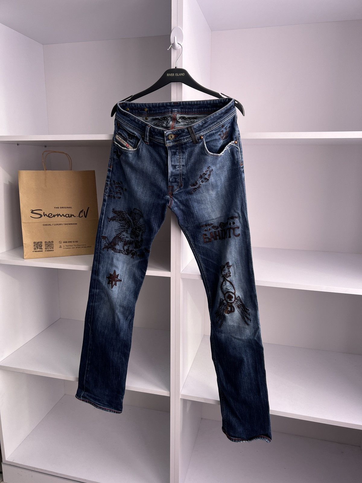 Designer × Diesel × Vintage RARE Y2K Criminal Bandit Embroidered Tattoo Denim Jeans Size US 32 / EU 48 - 3 Thumbnail