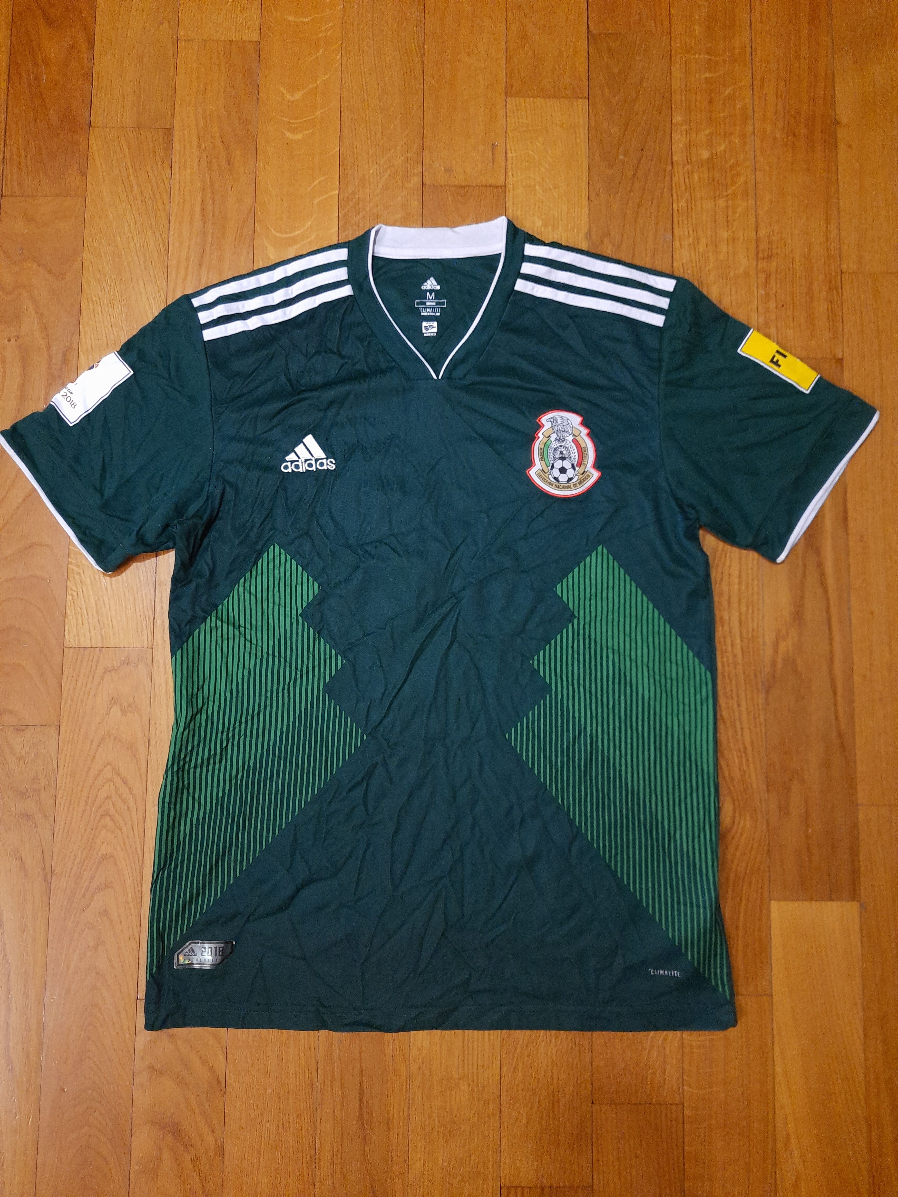 Other Mexico Chicharito Hernandes World Cup 2018 Football Shirt Size US M / EU 48-50 / 2 - 3 Thumbnail