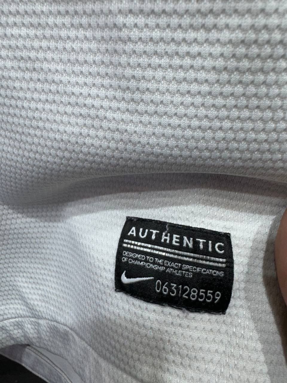 Nike MANCHESTER UNITED 2012 2014 AWAY FOOTBALL SHIRT JERSEY NIKE Size US L / EU 52-54 / 3 - 7 Thumbnail
