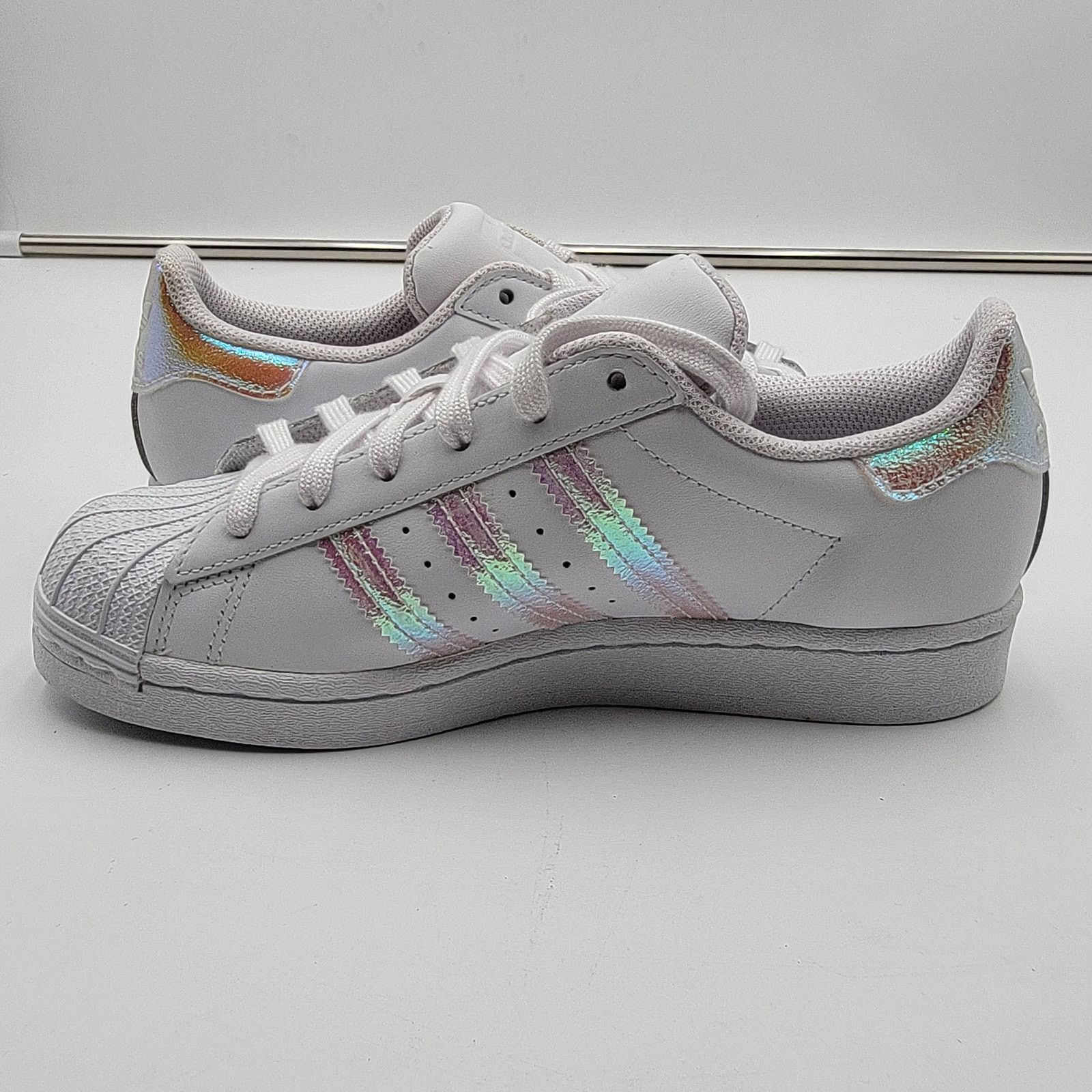 Adidas Adidas Originals Superstar J 'White Iridescent Sz 4.5 FV3139 Size US 4.5 / IT 34.5 - 2 Thumbnail