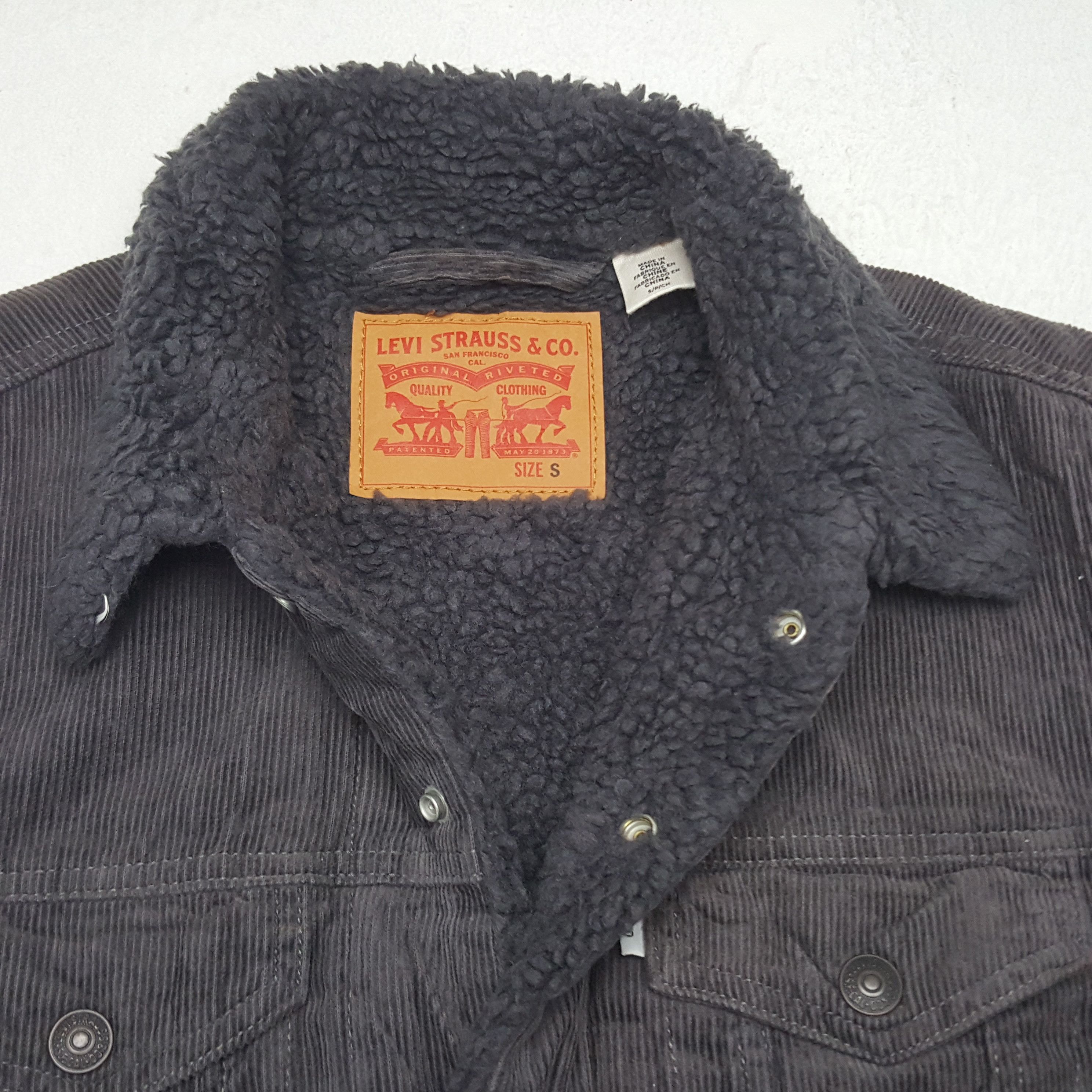 Levi's Vintage Levi's Corduroy Sherpa Inside Bikers Jacket Size US S / EU 44-46 / 1 - 4 Thumbnail