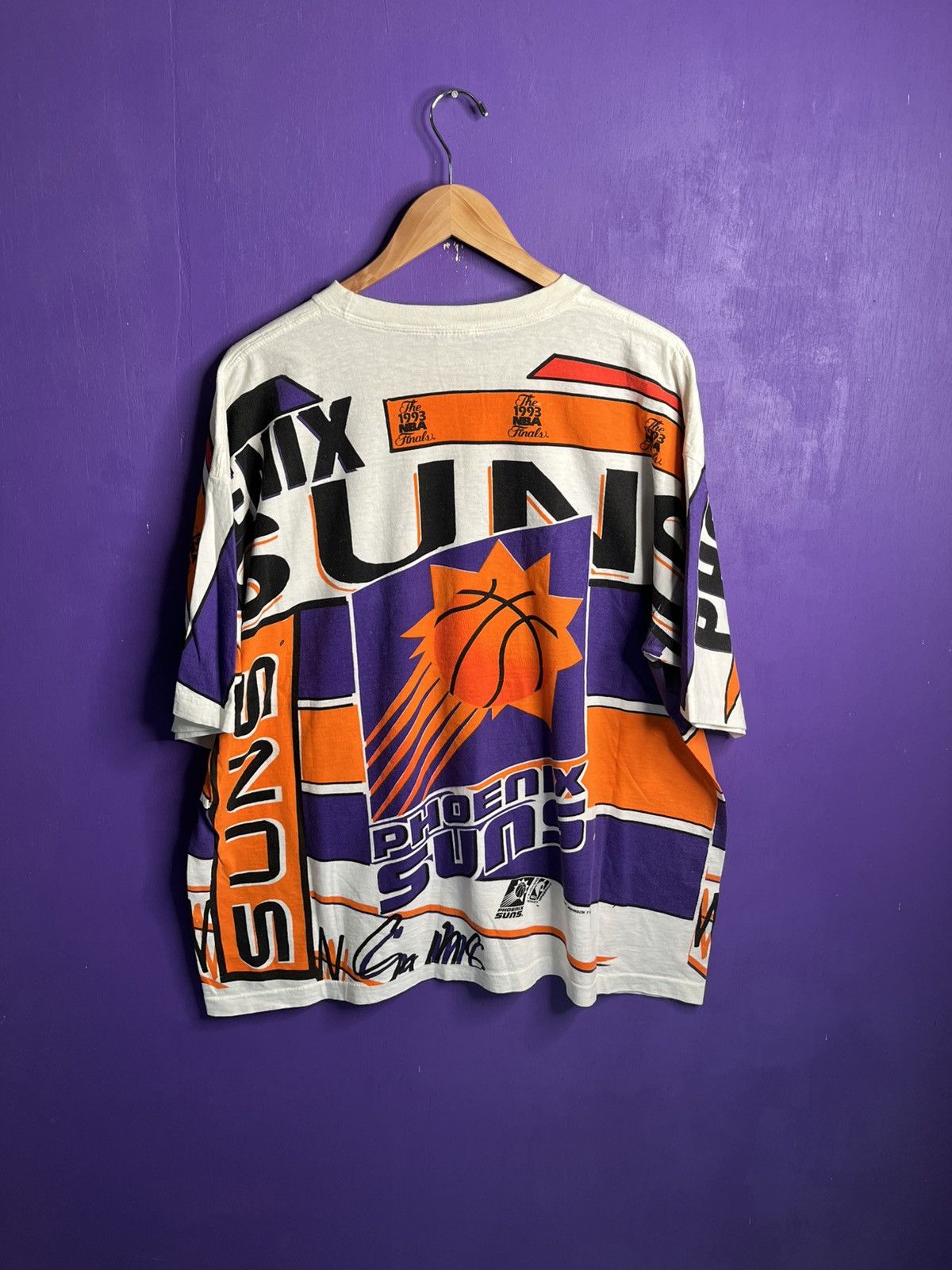 NBA × Vintage Vintage 1993 Phoenix Suns NBA finals AOP t-shirt Size US XXL / EU 58 / 5 - 2 Thumbnail