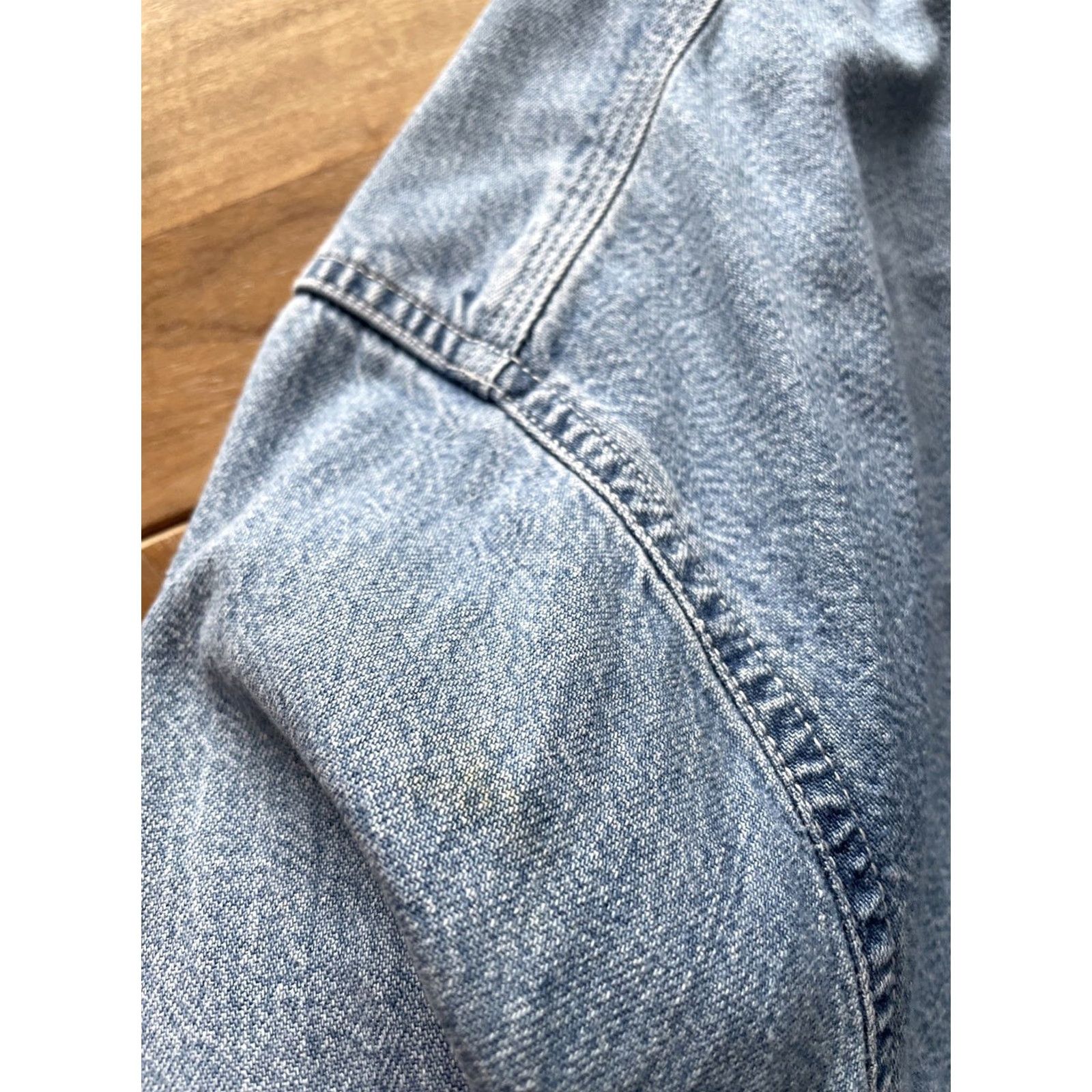 Gap VINTAGE Gap Denim Shirt Mens XL Button-Down Blue Jeans Grunge 90s Y2K Casual Workwear Baggy Relaxed Pocketed Cotton Denim Button-Up shirts Size US XL / EU 56 / 4 - 5 Thumbnail