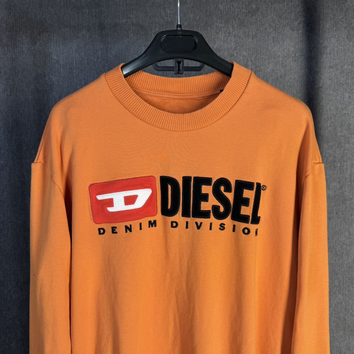 Diesel Vintage Diesel Orange Sweatshirt Center Logo Y2K Size US M / EU 48-50 / 2 - 2 Thumbnail
