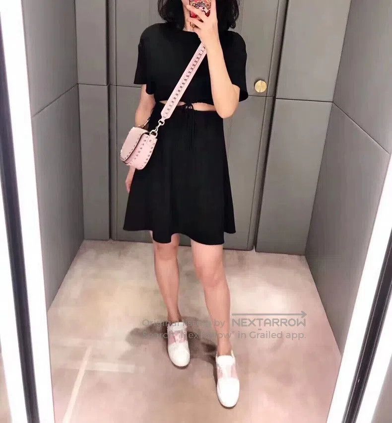 Valentino Valentino Black short-sleeved dress Size S / US 4 / IT 40 - 1 Thumbnail