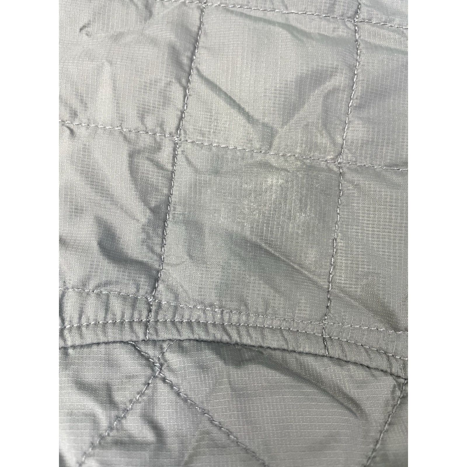 Vintage BEYOND K3 Prima Lochi Jacket REVERSIBLE Gray Red ~Men’s XL Quilted Shirt? Size US XL / EU 56 / 4 - 5 Thumbnail