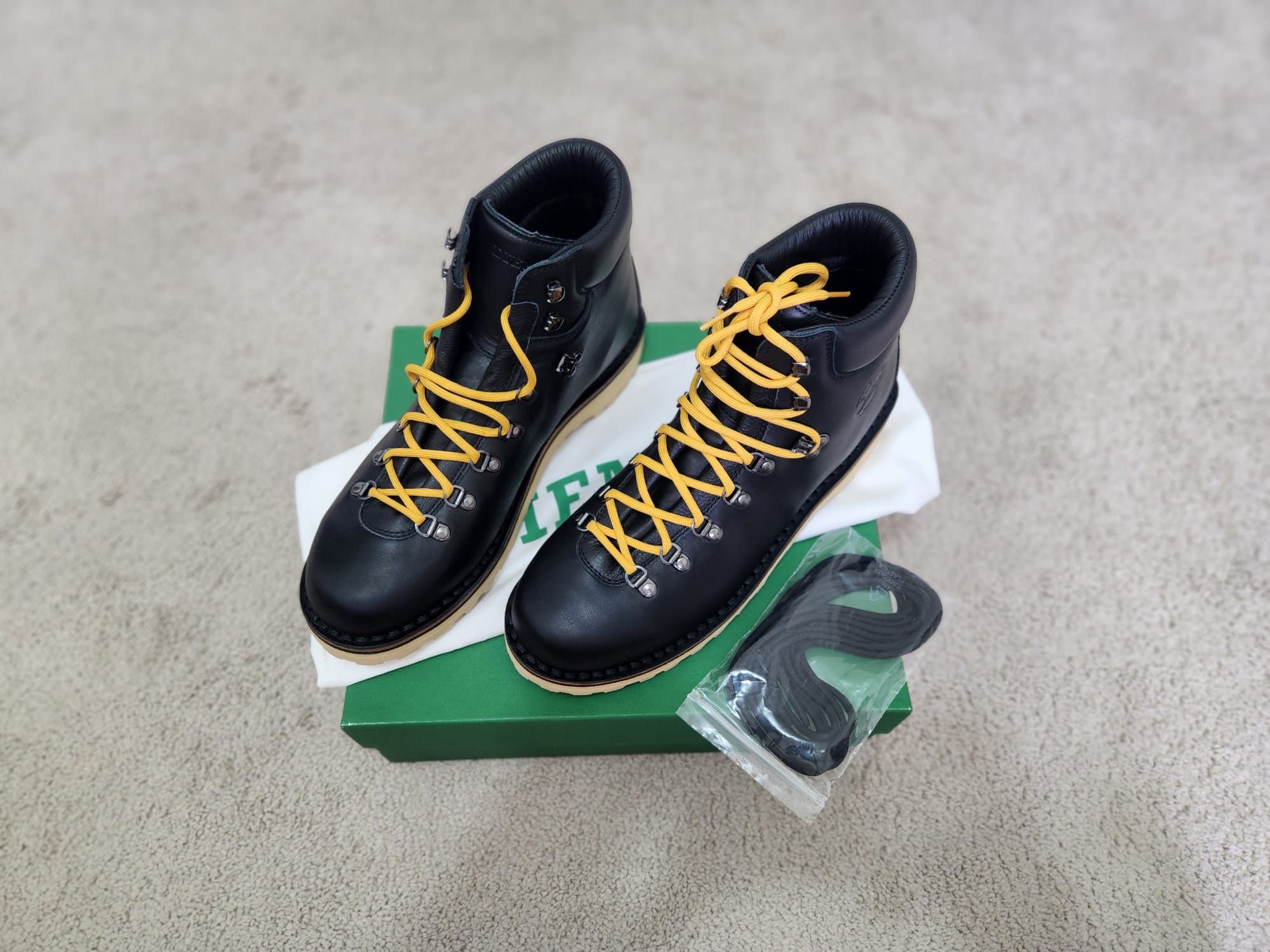 Diemme Diemme Roccia Vet Black Full-Grain Leather Hiking Boots Size US 13 / EU 46 - 1 Thumbnail