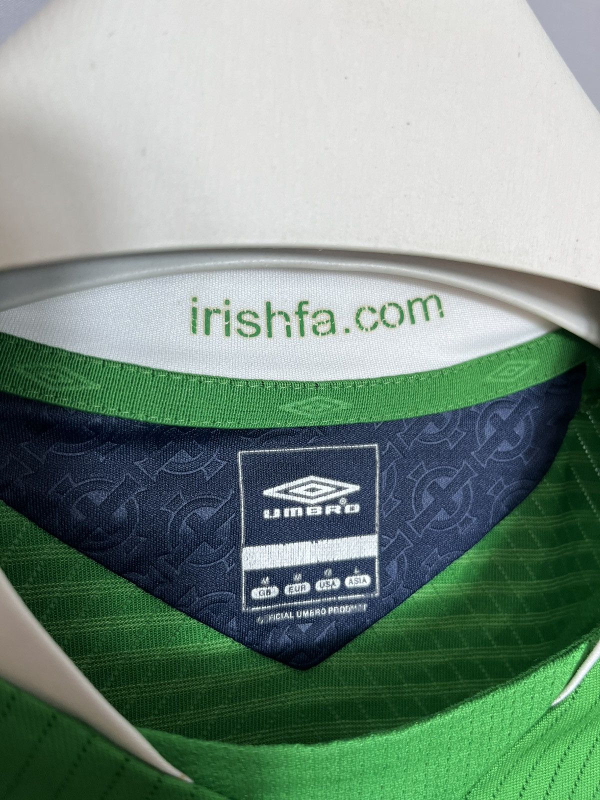 Umbro Northern Ireland 2008 2010 Home football Umbro shirt jersey Size US M / EU 48-50 / 2 - 3 Thumbnail