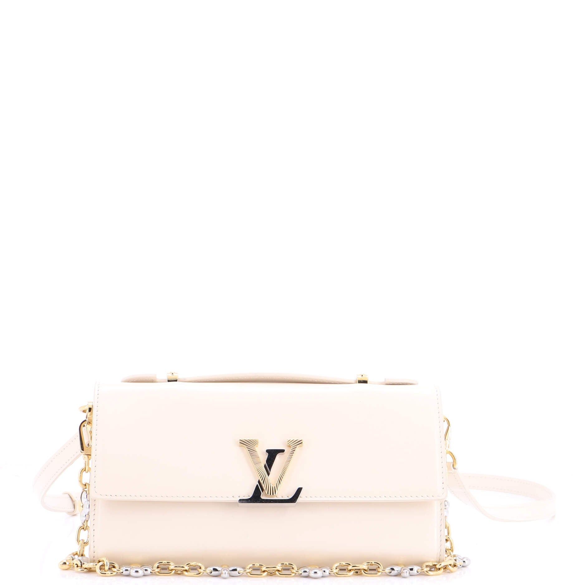 Louis Vuitton Wallet on Chain Capucines Size ONE SIZE - 1 Thumbnail