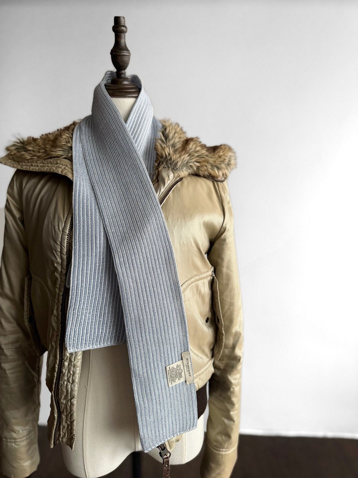Burberry Burberry Womens Blue Silver Ribbed Knit Scarf Size ONE SIZE - 1 Thumbnail