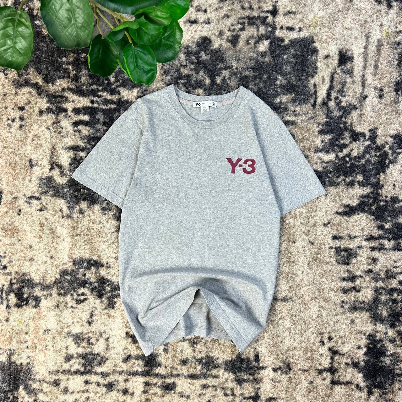 Adidas × Y-3 Adidas Y-3 Yohji Yamamoto Mini Logo T-Shirt 1TS42 Size US S / EU 44-46 / 1 - 1 Thumbnail