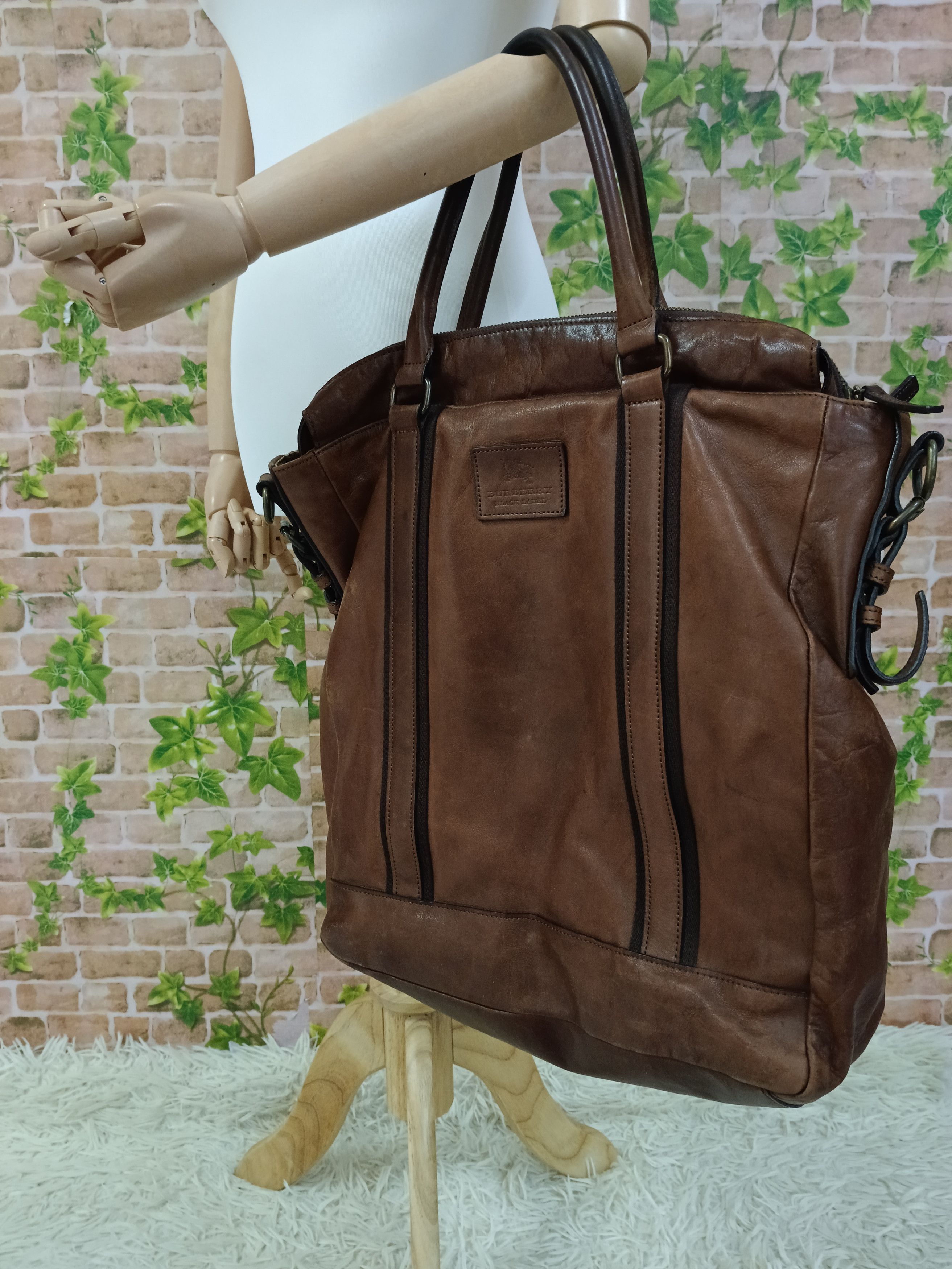 Burberry BURBERRY 2WAYS PATINA LEATHER Size ONE SIZE - 2 Thumbnail