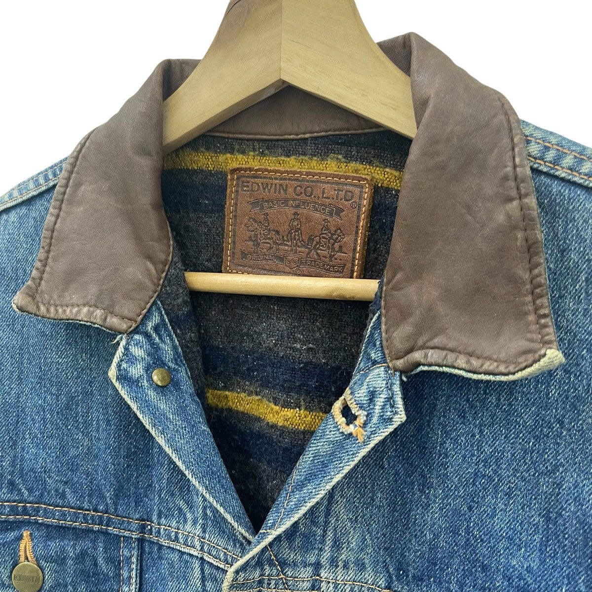 Edwin Vintage Edwin Blanket Lined Denim Trucker Jacket Size US S / EU 44-46 / 1 - 9 Thumbnail