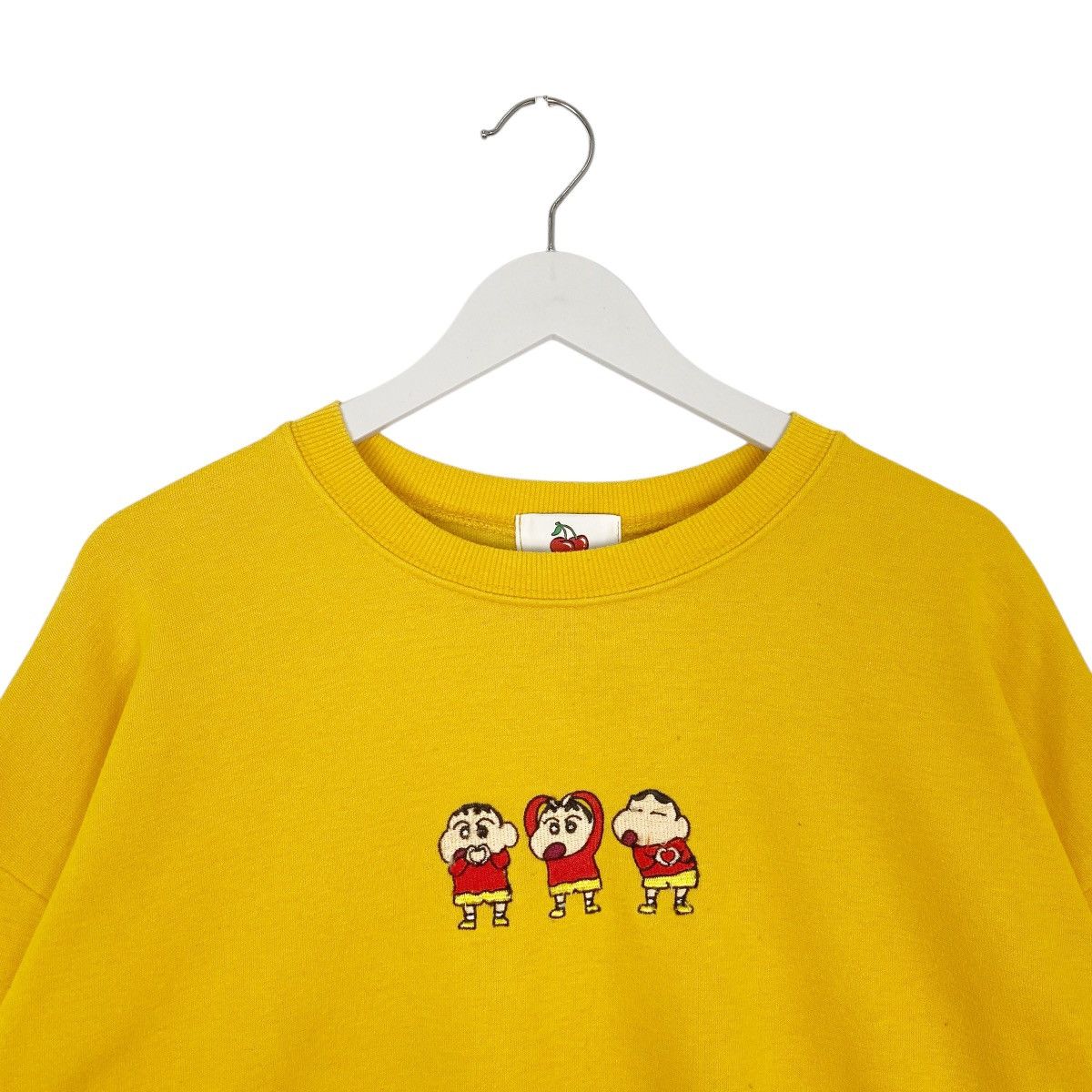 Vintage Vintage Crayon Scin Chan Sweatshirt Logo Yellow Size L Size US L / EU 52-54 / 3 - 4 Thumbnail