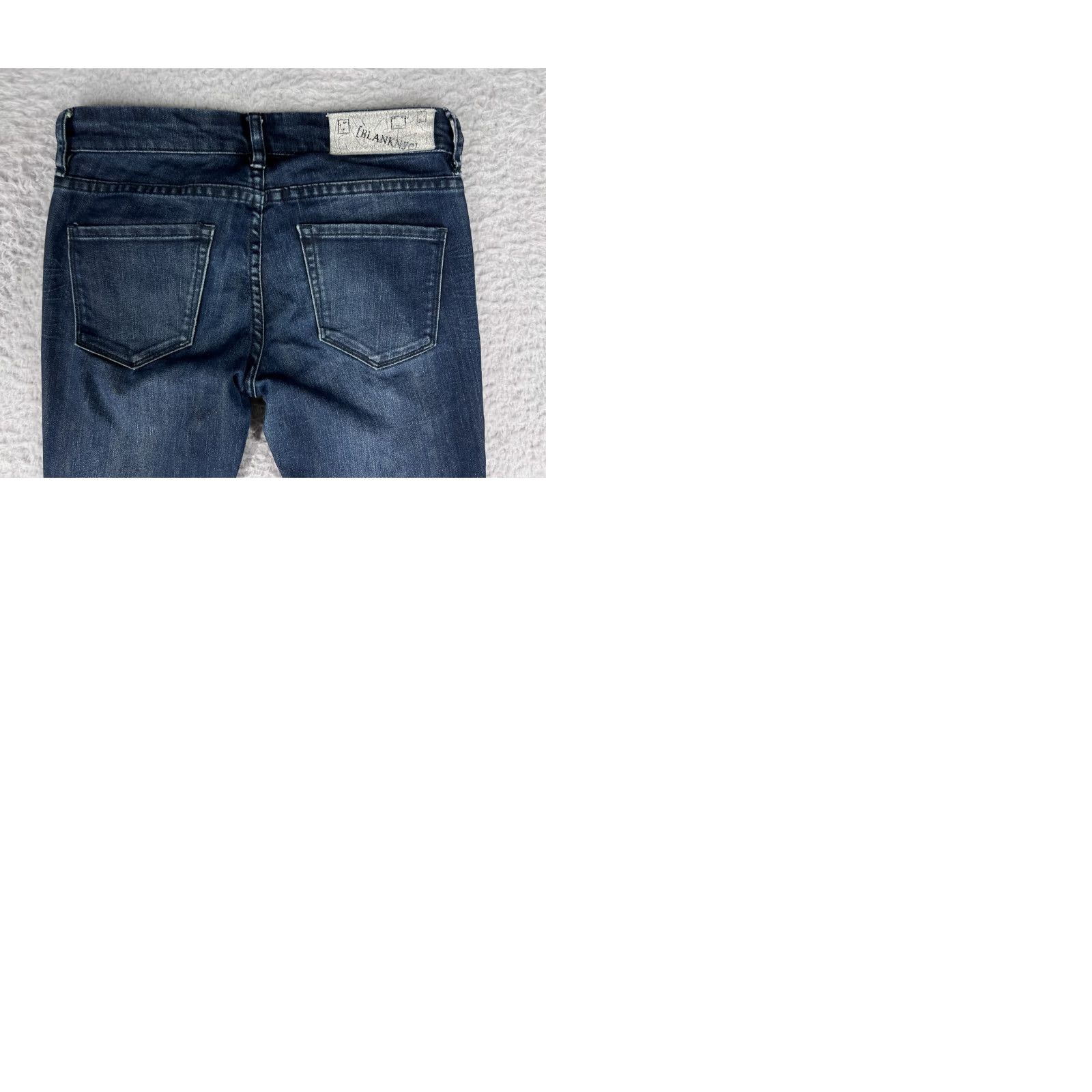 Vintage BLANKNYC Jeans Women 5-Pocket Denim Blue Dark Wash Distressed Tapered Cotton Blend Rise Low 25 Womens Jeans Size 42" / US 20 - 9 Thumbnail