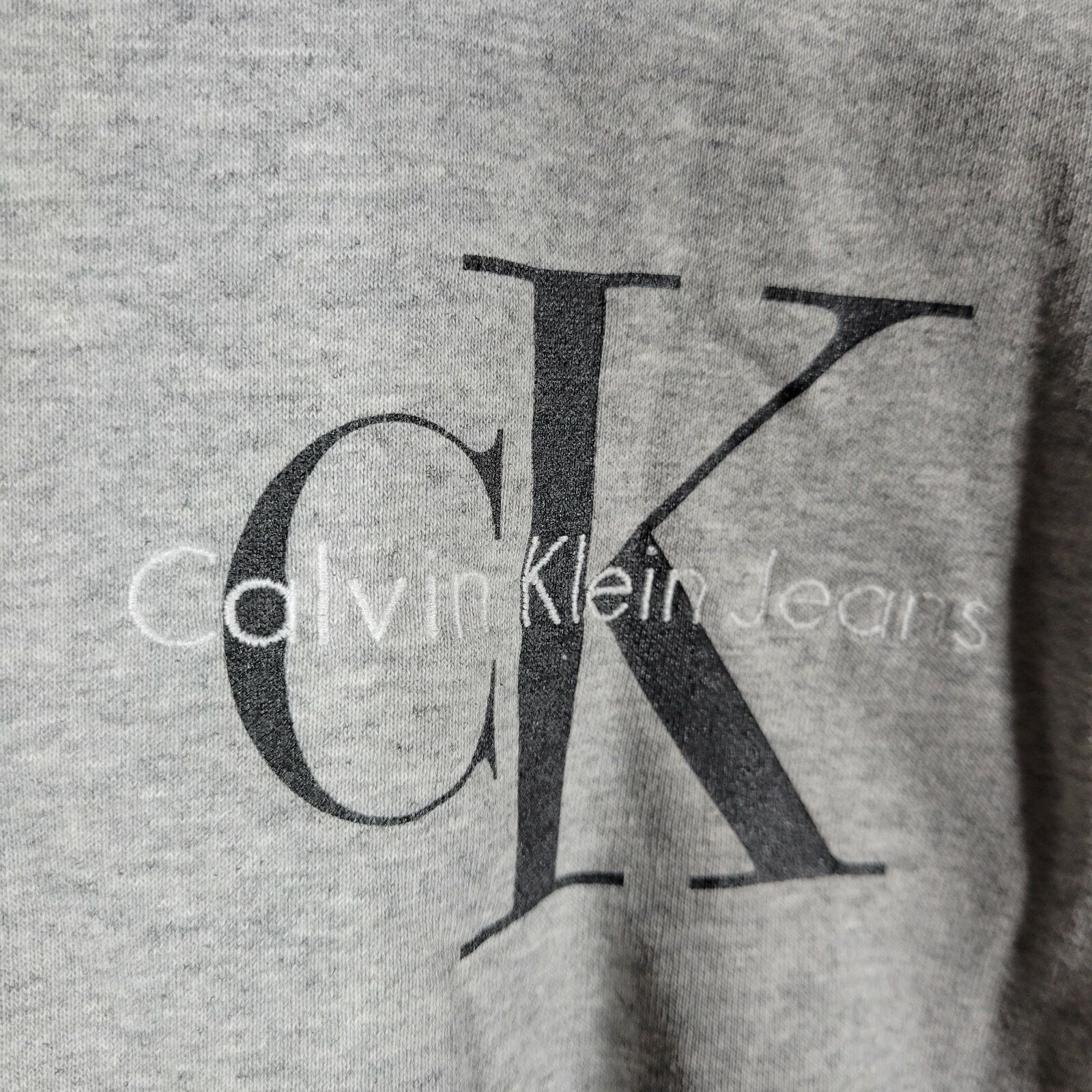 Calvin Klein VINTAGE CK CALVIN KLEIN EMBOIDERED GRAY PULLOVER SWEATSHIRT Size US M / EU 48-50 / 2 - 2 Thumbnail