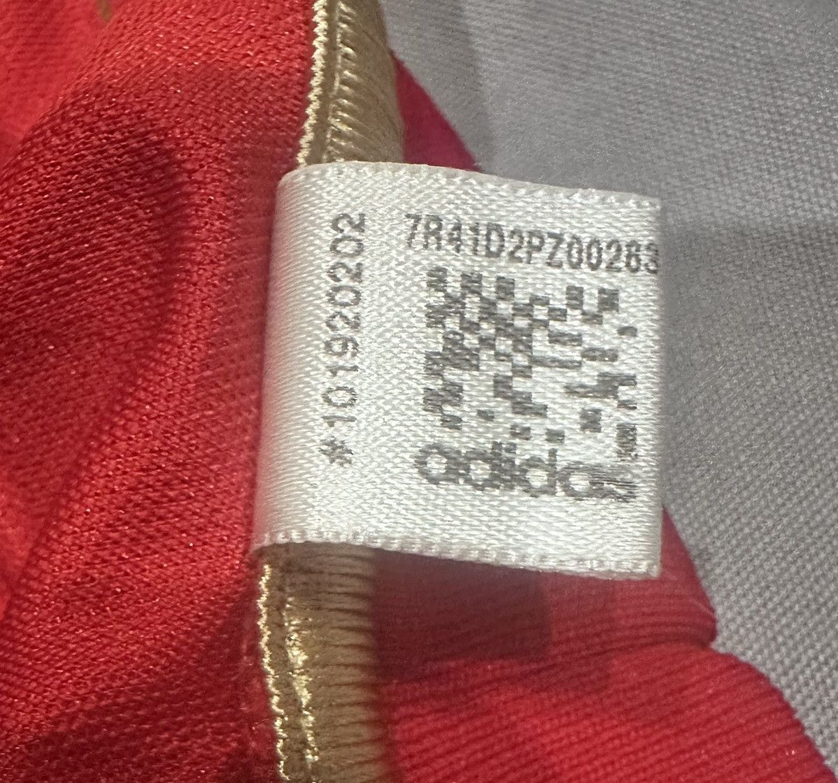 Adidas Adidas FC Liverpool 2010/2012 Vintage Soccer Jersey Size US L / EU 52-54 / 3 - 10 Thumbnail