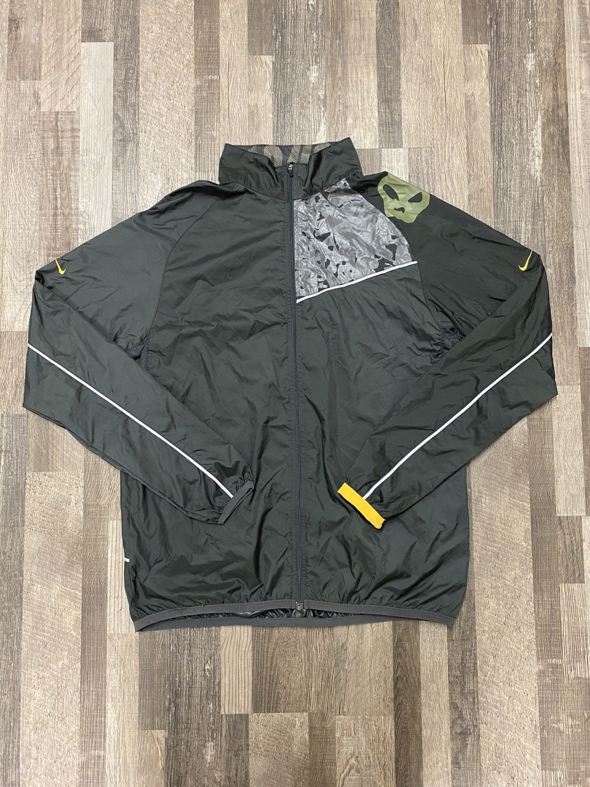 Nike Vintage Nike Storm Wind Breaker Zip Up Jacket Y2K Silver Tag Size US XL / EU 56 / 4 - 1 Thumbnail