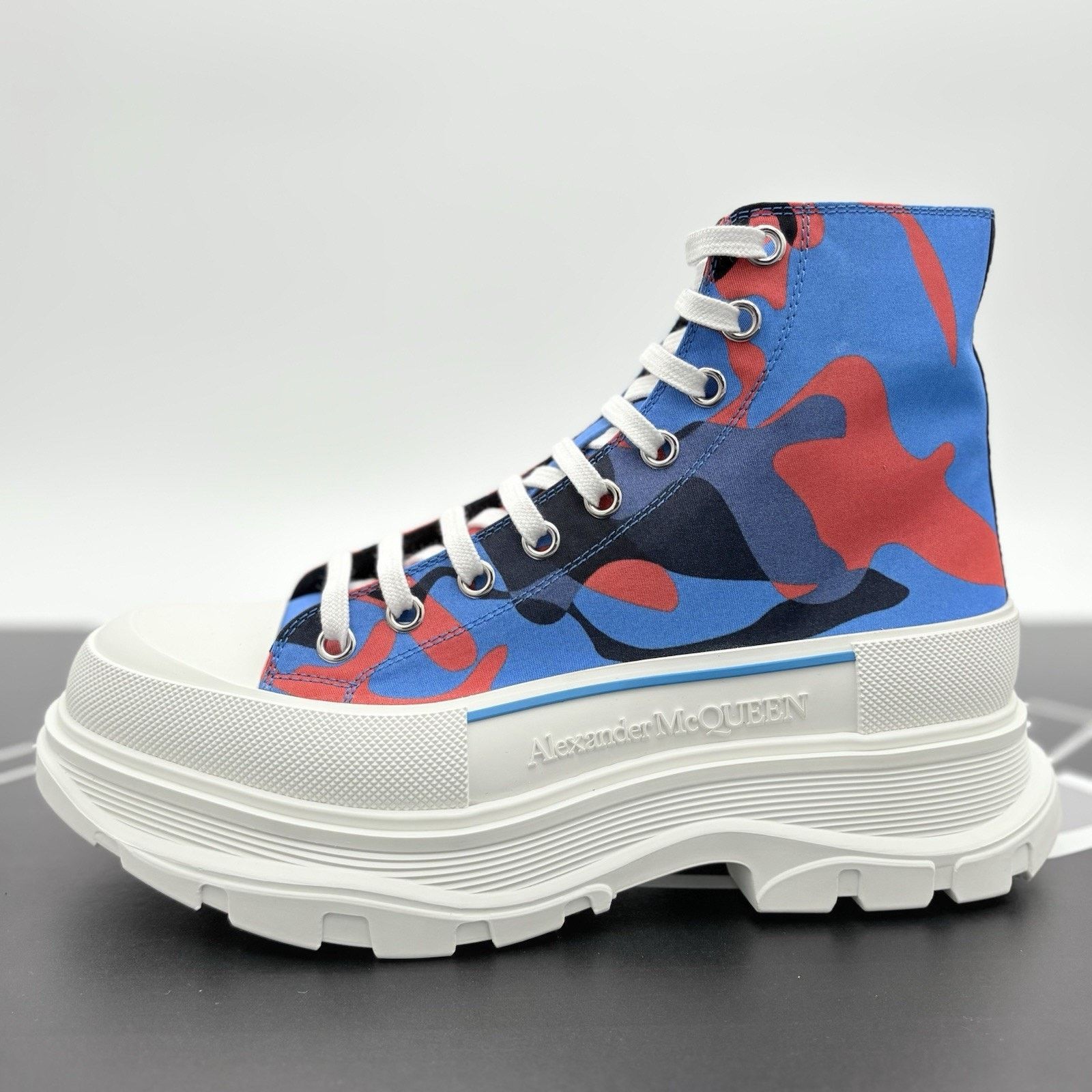 Alexander McQueen Alexander McQueen Tread Slick Boot ' Blue Red Camo ' | NEW! Size US 9 / EU 42 - 8 Thumbnail