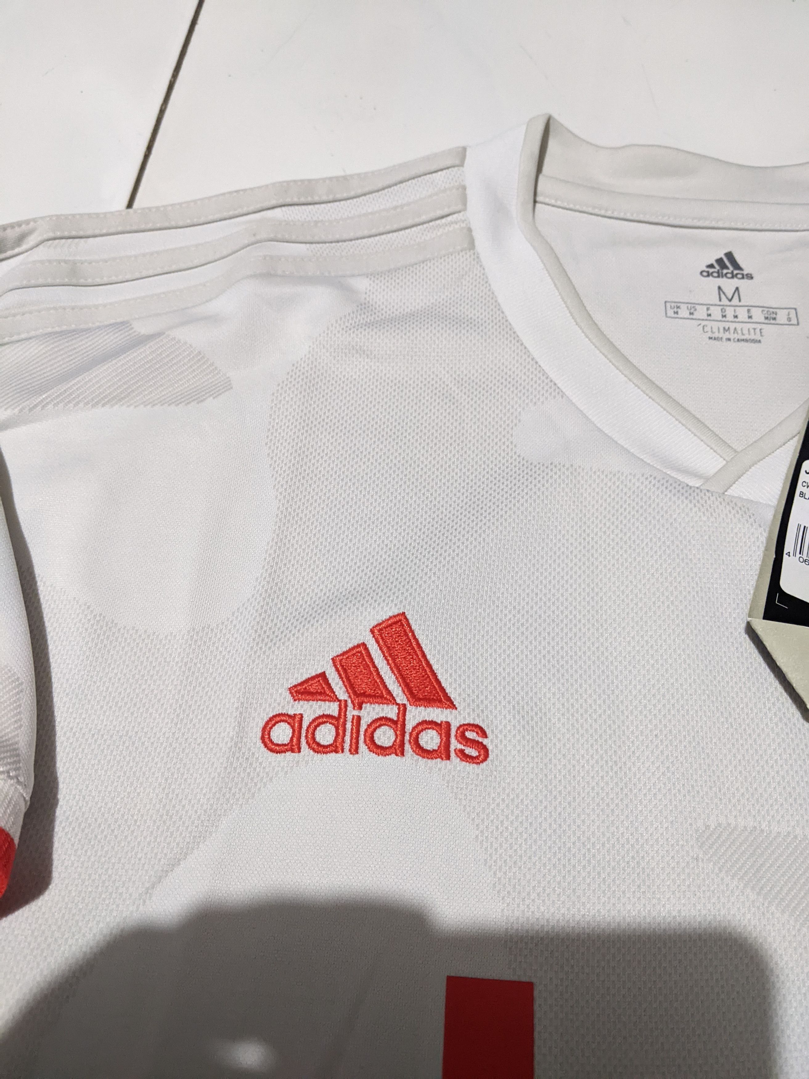 Adidas 2019-2020 Juventus Shanghai Edition Away Jersey Ronaldo 7 Size US M / EU 48-50 / 2 - 6 Thumbnail