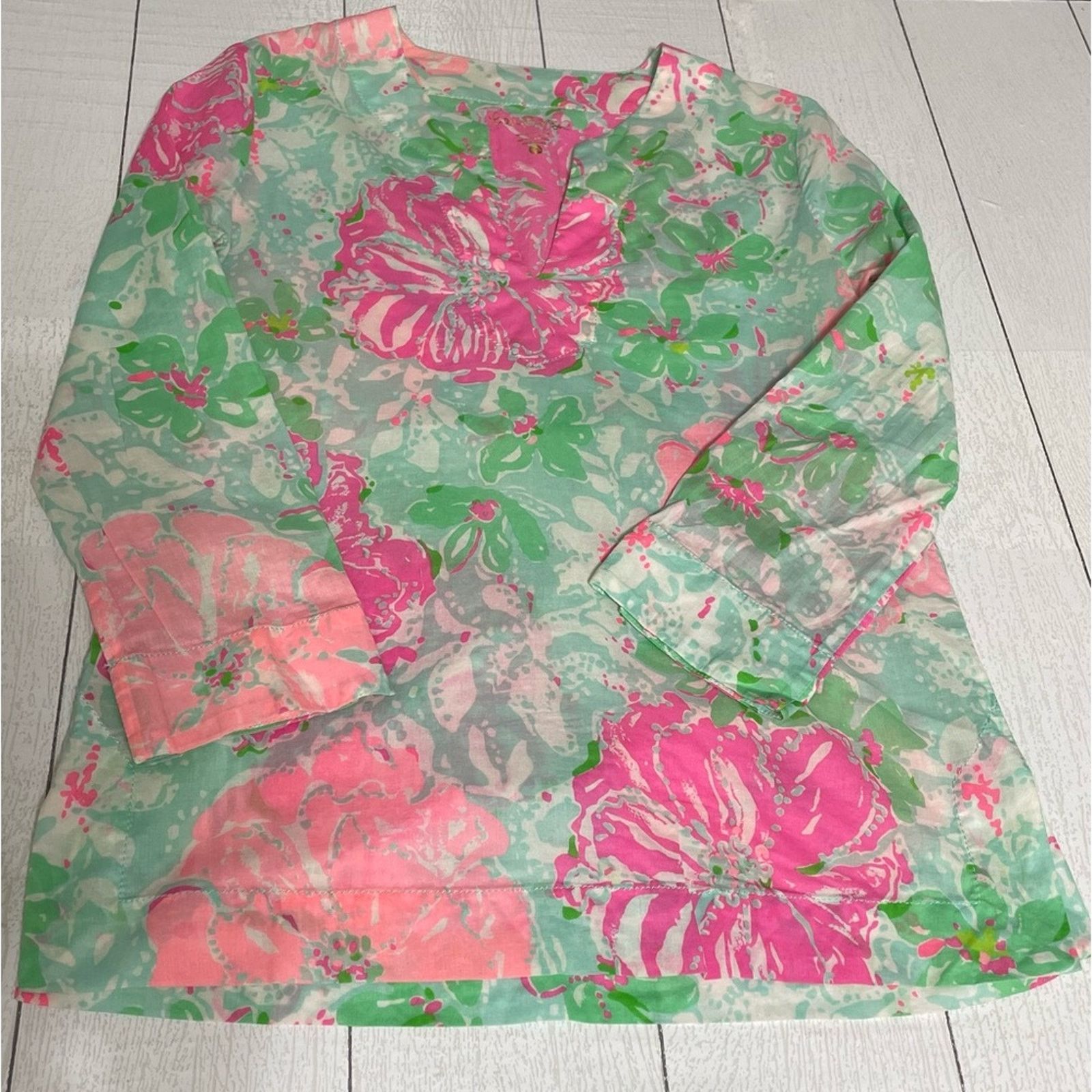 Lilly Pulitzer Lilly Pulitzer Amelia Island Floral Tunic Size XXS Size XXS / US 00 / IT 34 - 1 Thumbnail