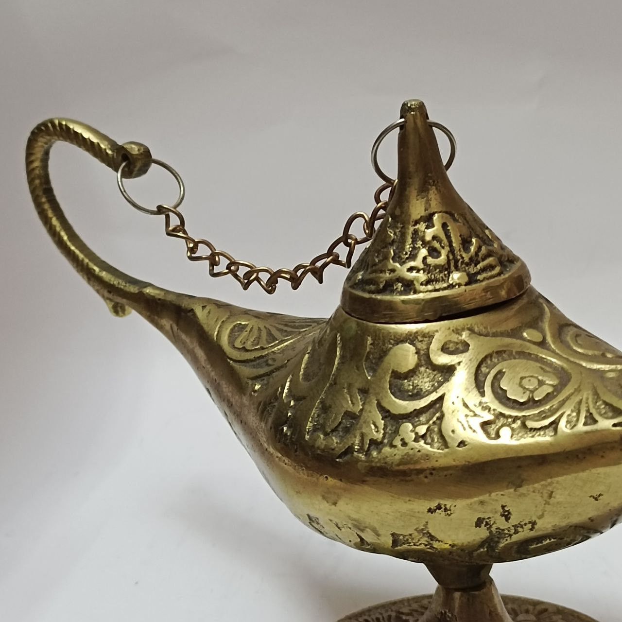 Vintage Vintage Egyptian Aladdin Lamp handmade brass decor, antique Size ONE SIZE - 3 Thumbnail