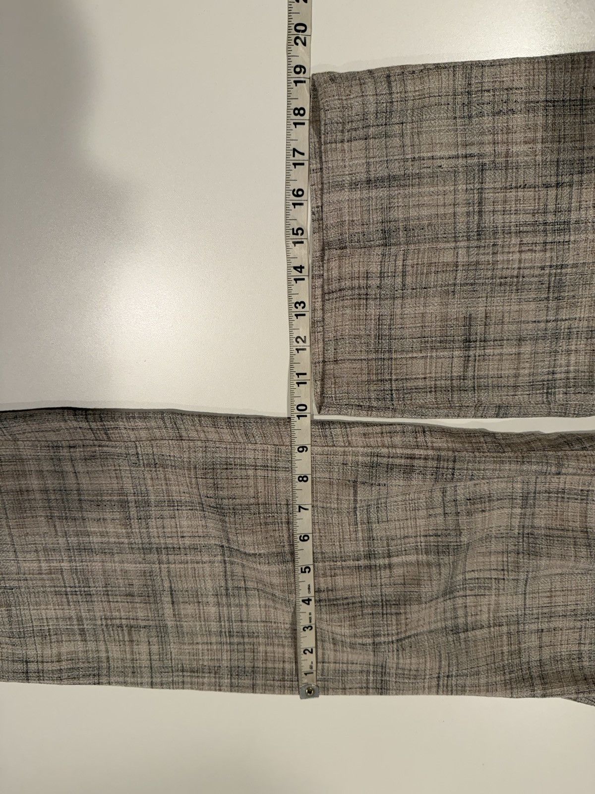 John Varvatos John varvatos mens suit. 56/46. $2000 Size 46R - 14 Thumbnail