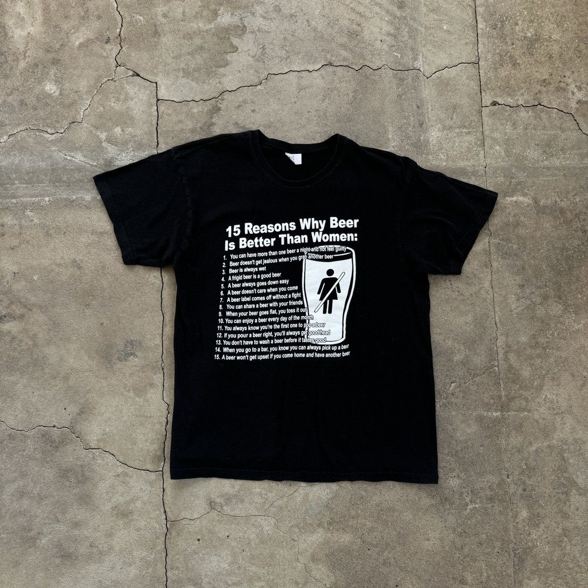 Vintage Vintage "15 reasons why BEER is better than WOMAN" T-shirt Size US M / EU 48-50 / 2 - 1 Thumbnail