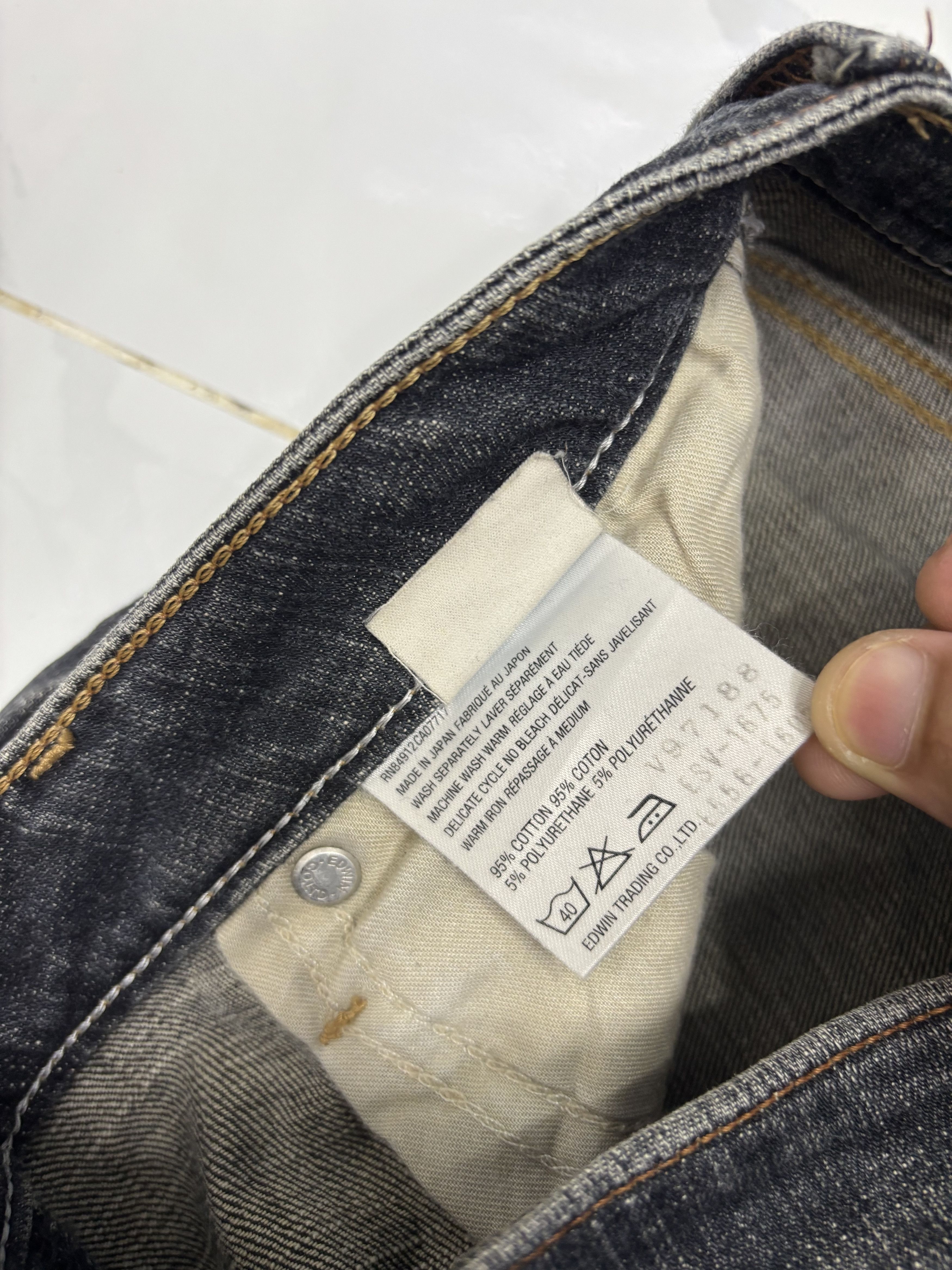 Edwin 💥 VIENUS JEANS EDWIN FLARED BOOTCUT DISTRESS DENIM JEANS Size 26" / US 2 / IT 38 - 11 Thumbnail