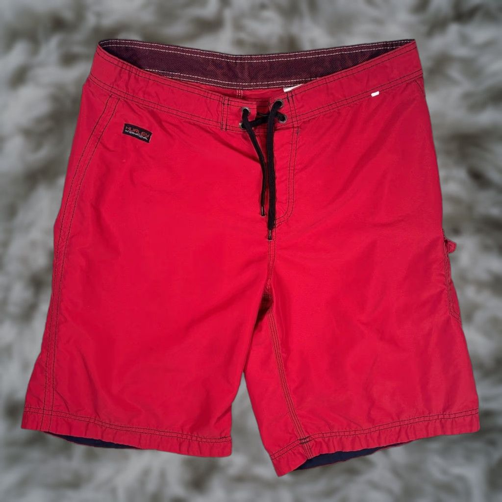 Hurley VINTAGE Hurley Board Shorts Mens 34 Red Surf Trunks Y2K Baggy Drawstring Muscle 34 Mens Red Board Shorts Size US 34 / EU 50 - 1 Thumbnail