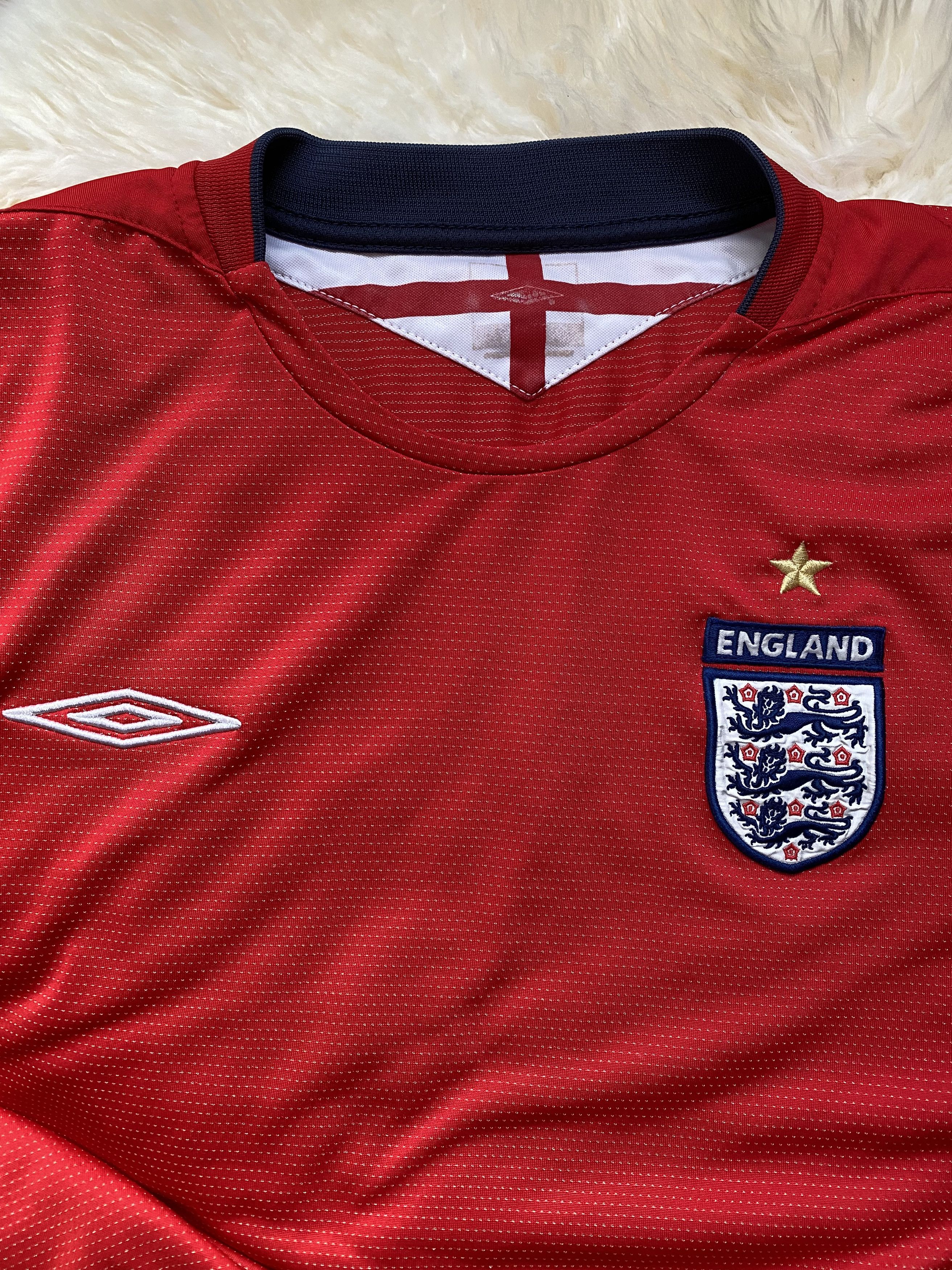 Umbro England National Football Shirt Vintage 2004-2006 Size US XL / EU 56 / 4 - 3 Thumbnail