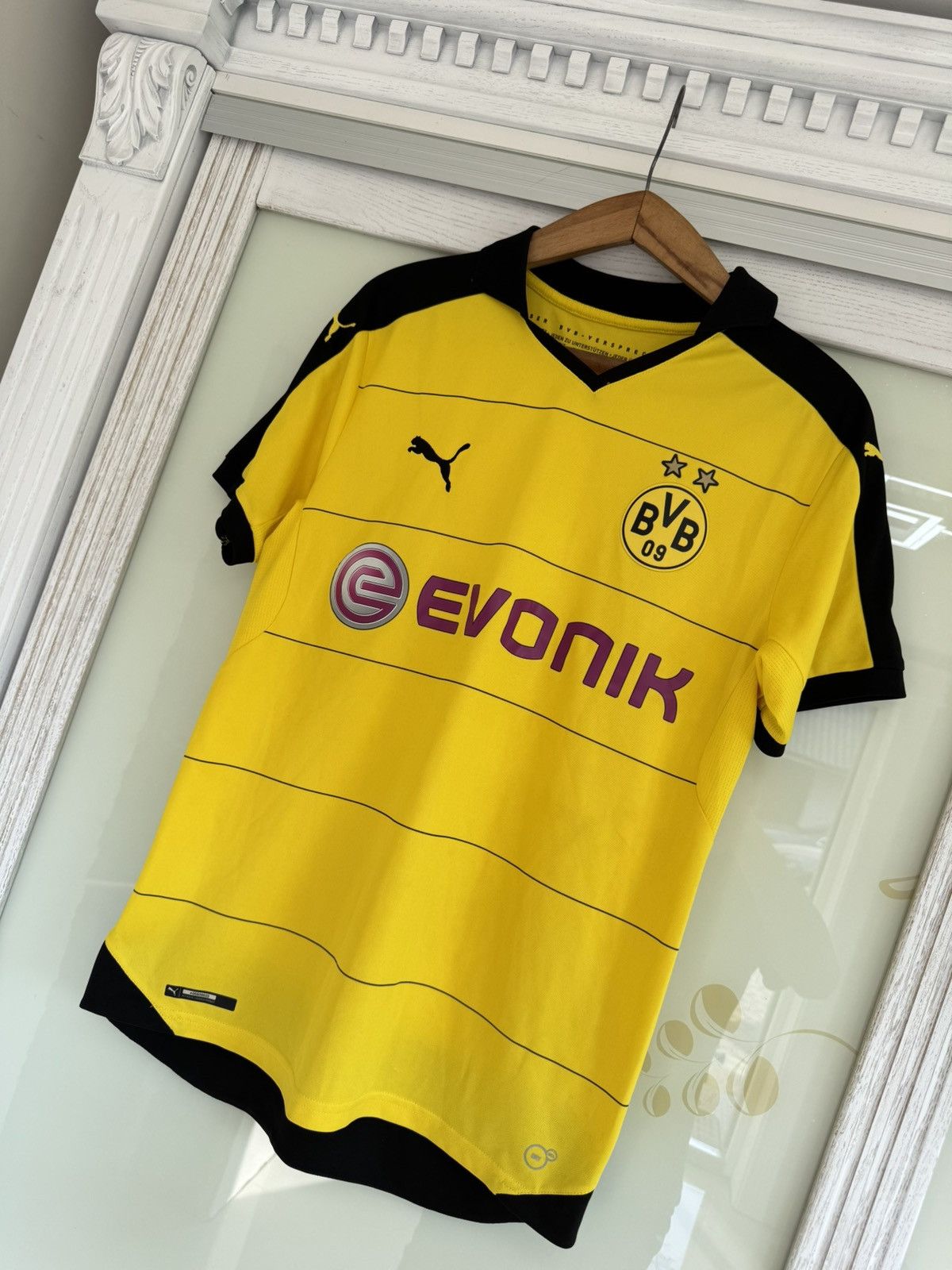 Puma Borussia Dortmund 2015-2016 Home Soccer Jersey Football Kit Size US M / EU 48-50 / 2 - 3 Thumbnail