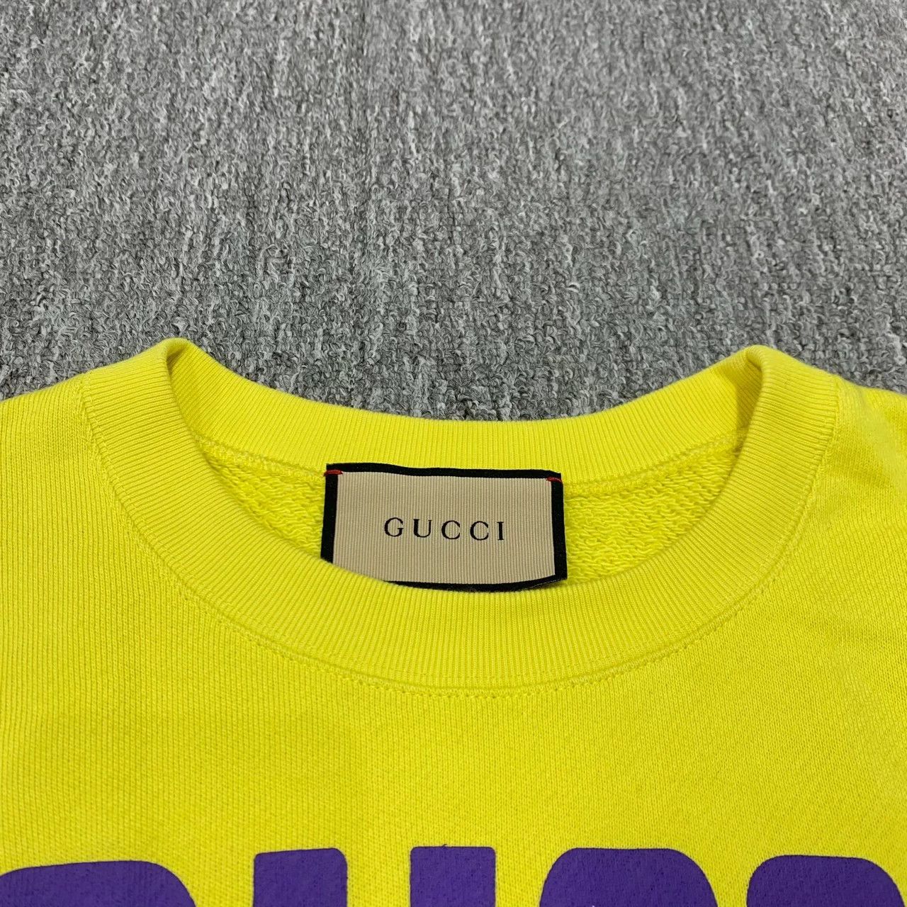 Gucci Gucci yellow lemon print LS sweat XS 95 new JZ1183 Size US XS / EU 42 / 0 - 7 Thumbnail