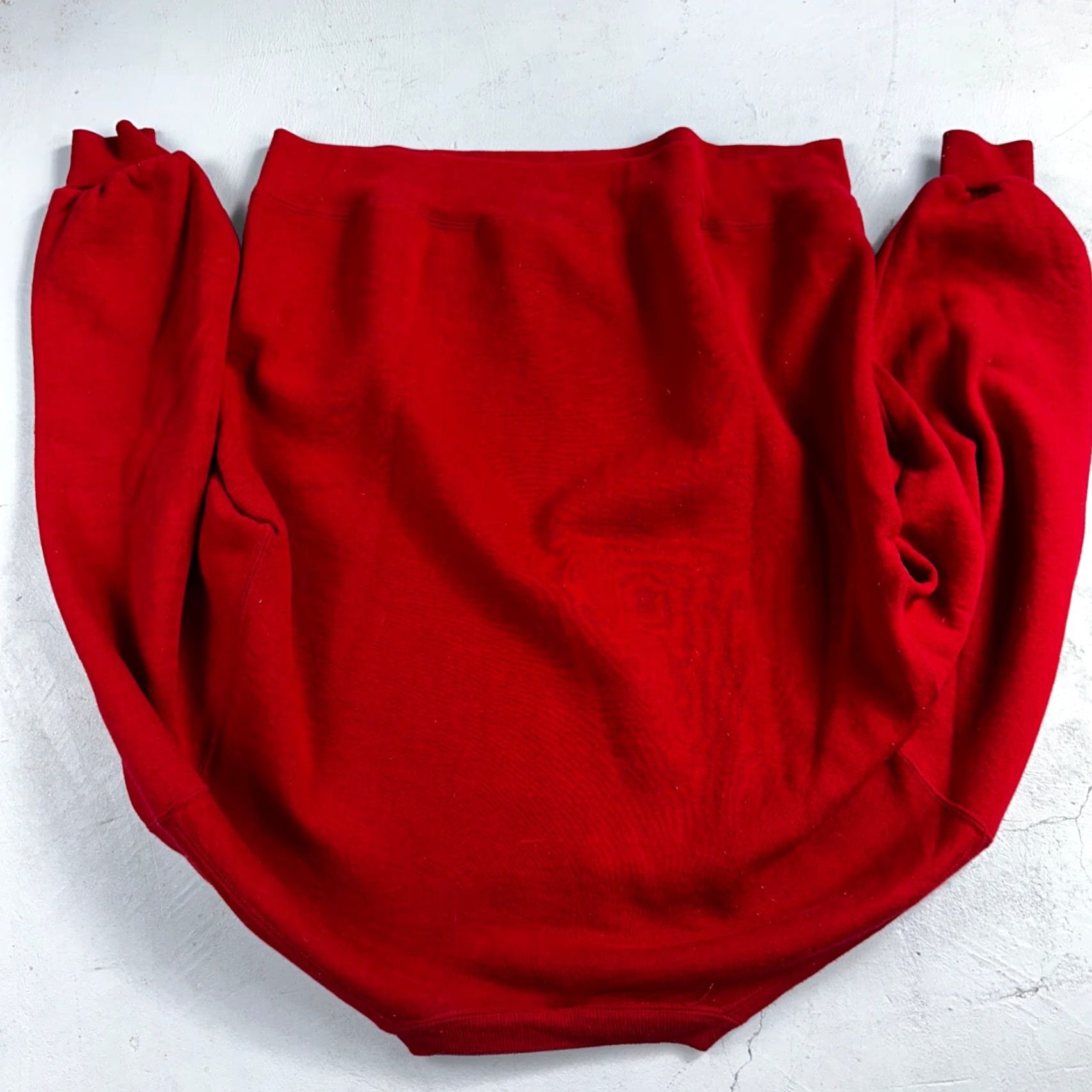 Russell Athletic VINTAGE Russell Athletic Sweatshirt 90s Crewneck Red L Mens - Logo, Solid, Graphic Print, All Seasons Size US L / EU 52-54 / 3 - 8 Thumbnail