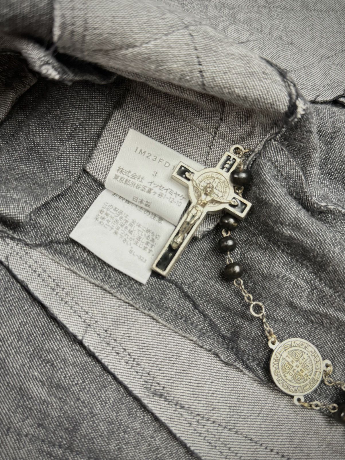 Issey Miyake Issey Miyake AW02 Reconstructed Denim Jacket Size US L / EU 52-54 / 3 - 5 Thumbnail