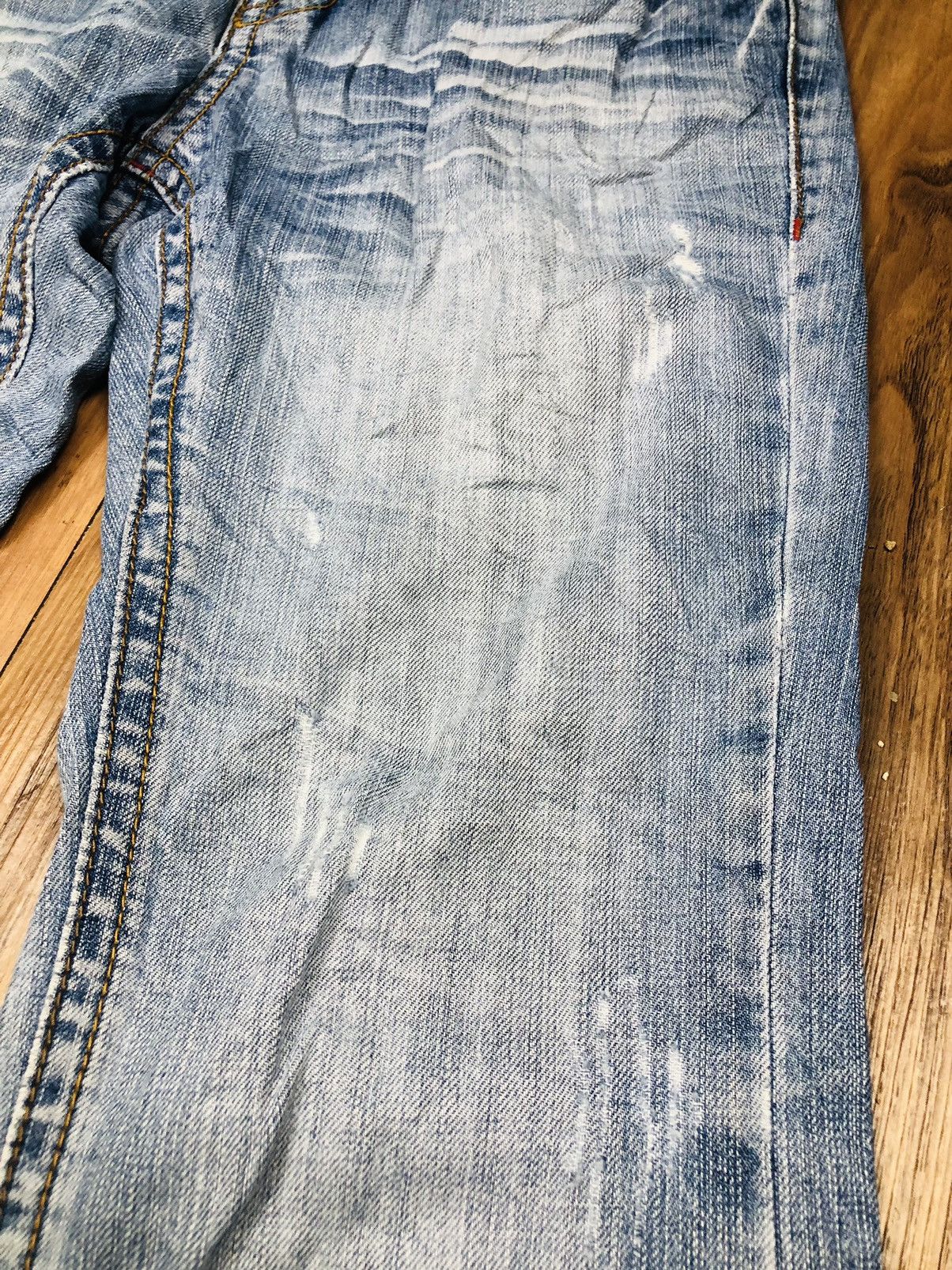Jean Unbrand Distressed Jeans (21) Size US 29 - 10 Thumbnail