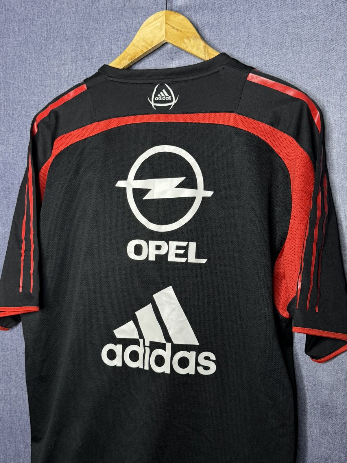 Adidas Vintage Adidas AC Milan Opel Jersey 2004/2005 Training Shirt Size US L / EU 52-54 / 3 - 6 Thumbnail