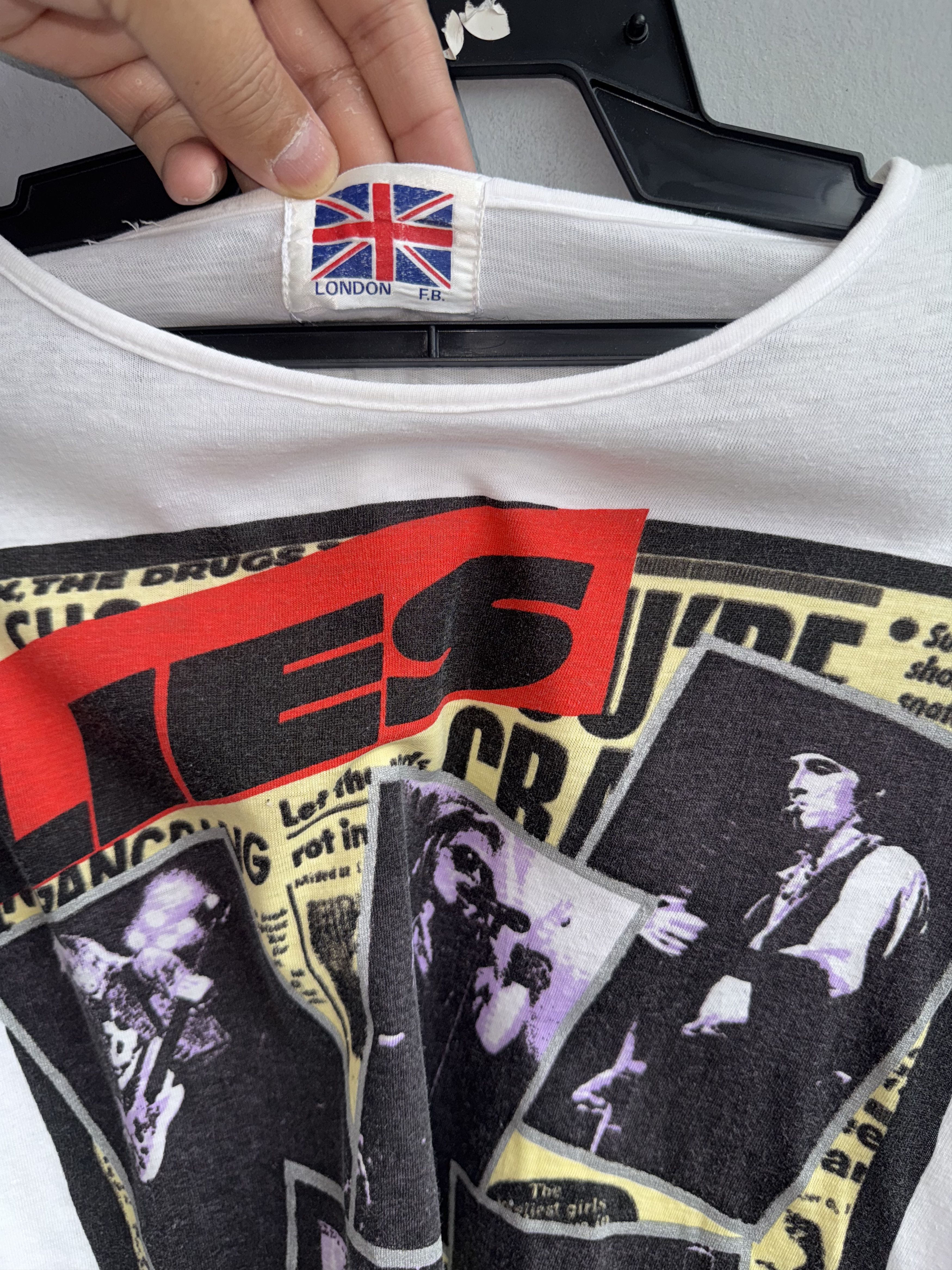 Band Tees Guns N Roses Vintage Band Shirt Size L / US 10 / IT 46 - 2 Thumbnail