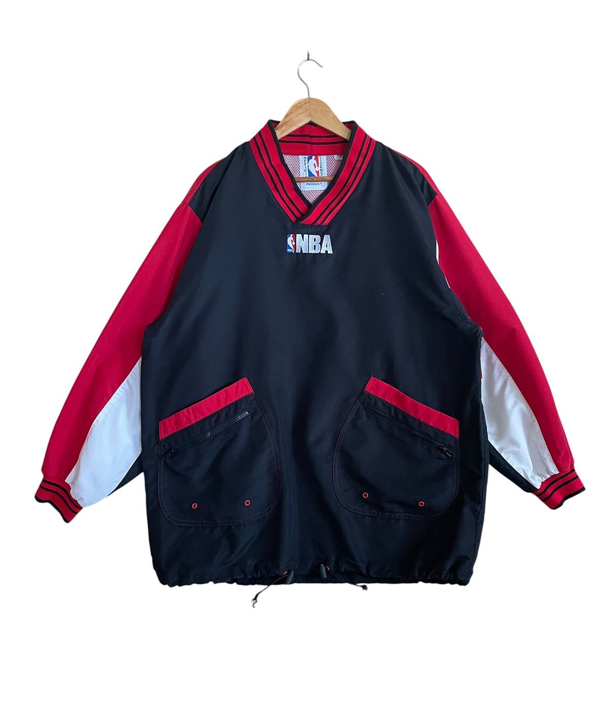 NBA Vintage Team NBA Chicago Bulls Nylon Sweatshirt 1990s Size US L / EU 52-54 / 3 - 1 Thumbnail