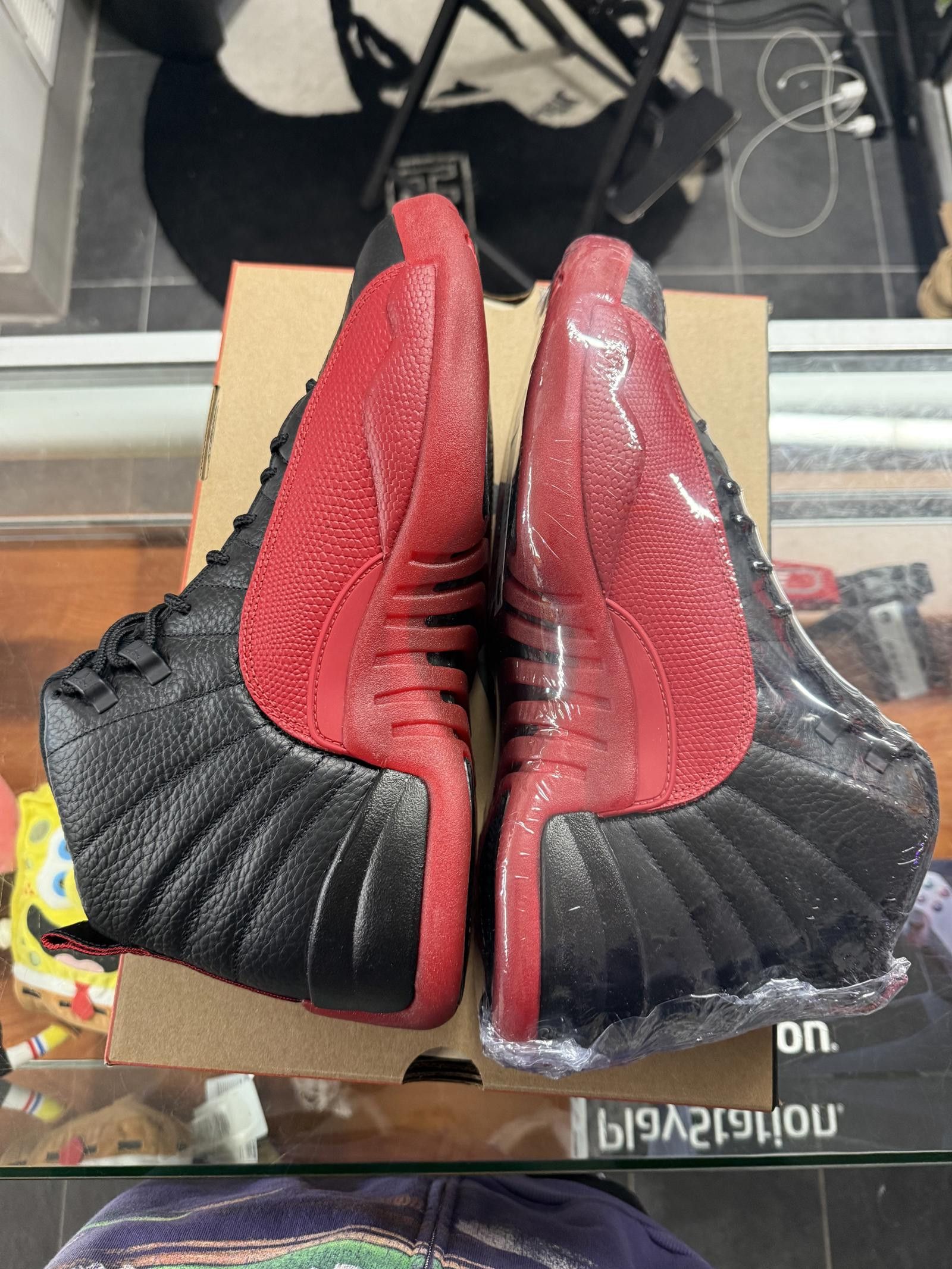 Jordan Brand Air Jordan Retro 12 "Flu Game" 2025 Size 11.5 Size US 11.5 / EU 44-45 - 6 Thumbnail