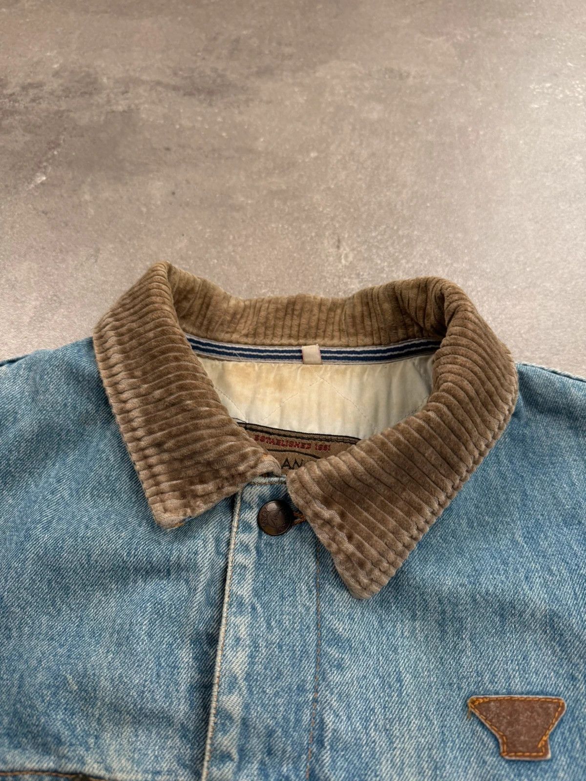 Armani Armani denim jacket vintage 1980s work wear made in Italy Size US L / EU 52-54 / 3 - 8 Thumbnail