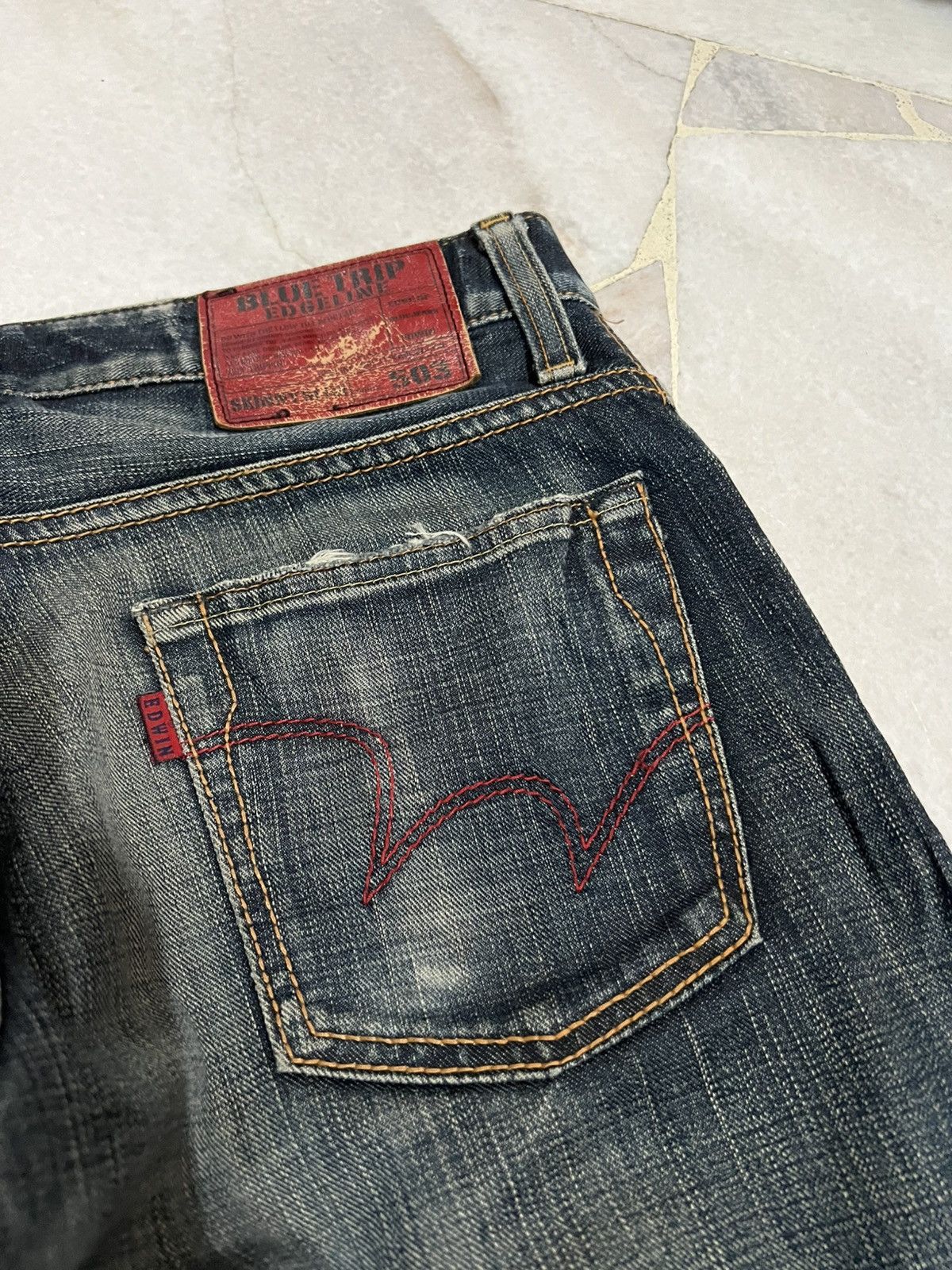 Edwin × Japanese Brand FLARE 90’S EDWIN 503 BLUE TRIP DISTRESS JEANS Size US 31 - 20 Thumbnail