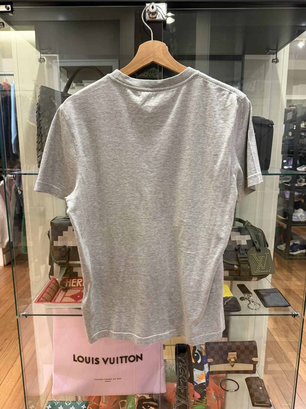 Louis Vuitton Louis Vuitton Tee Size US S / EU 44-46 / 1 - 2 Thumbnail
