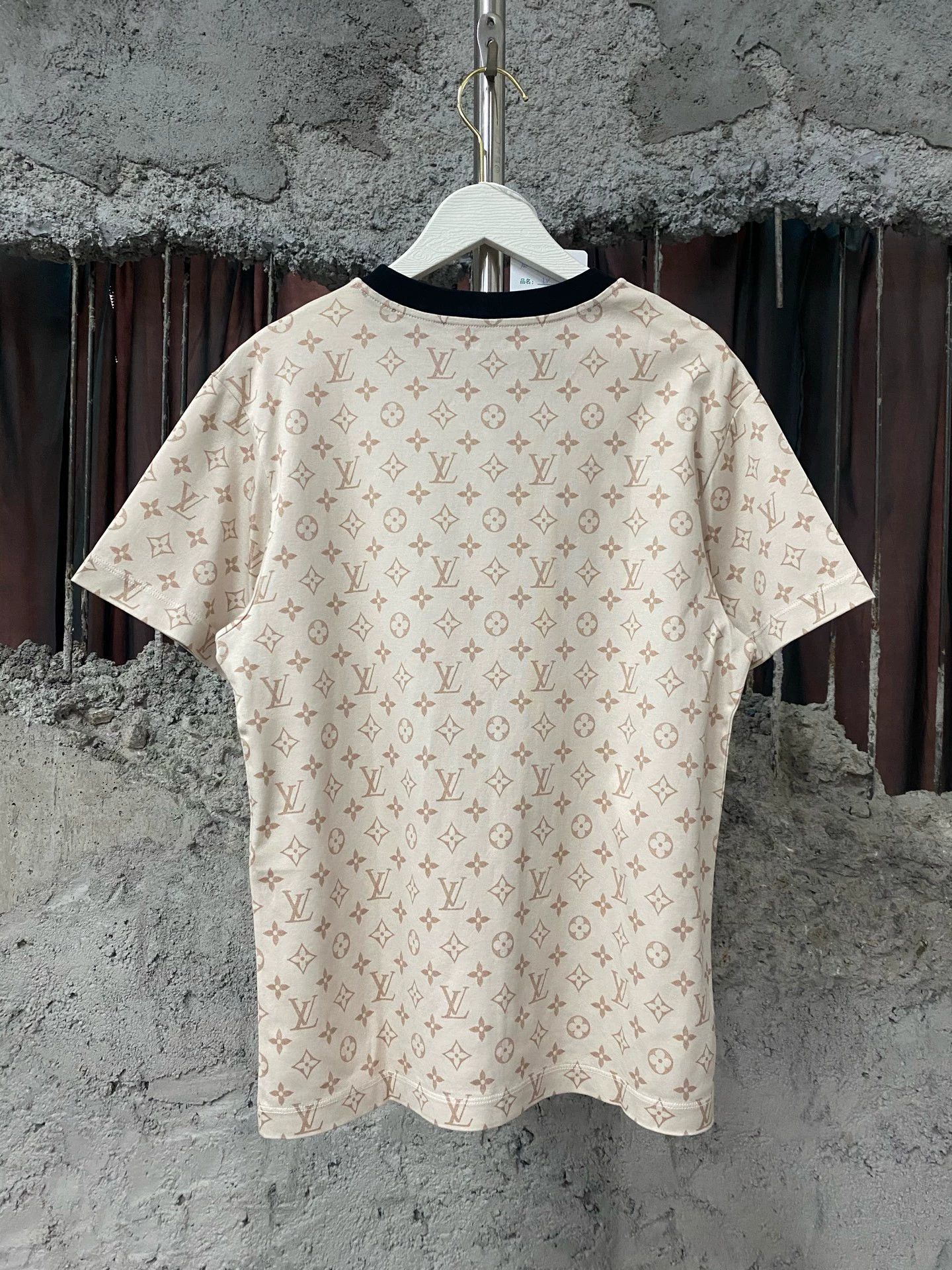 Louis Vuitton LV Monogram Chain Short-Sleeve T-Shirt Size S Size S / US 4 / IT 40 - 2 Thumbnail