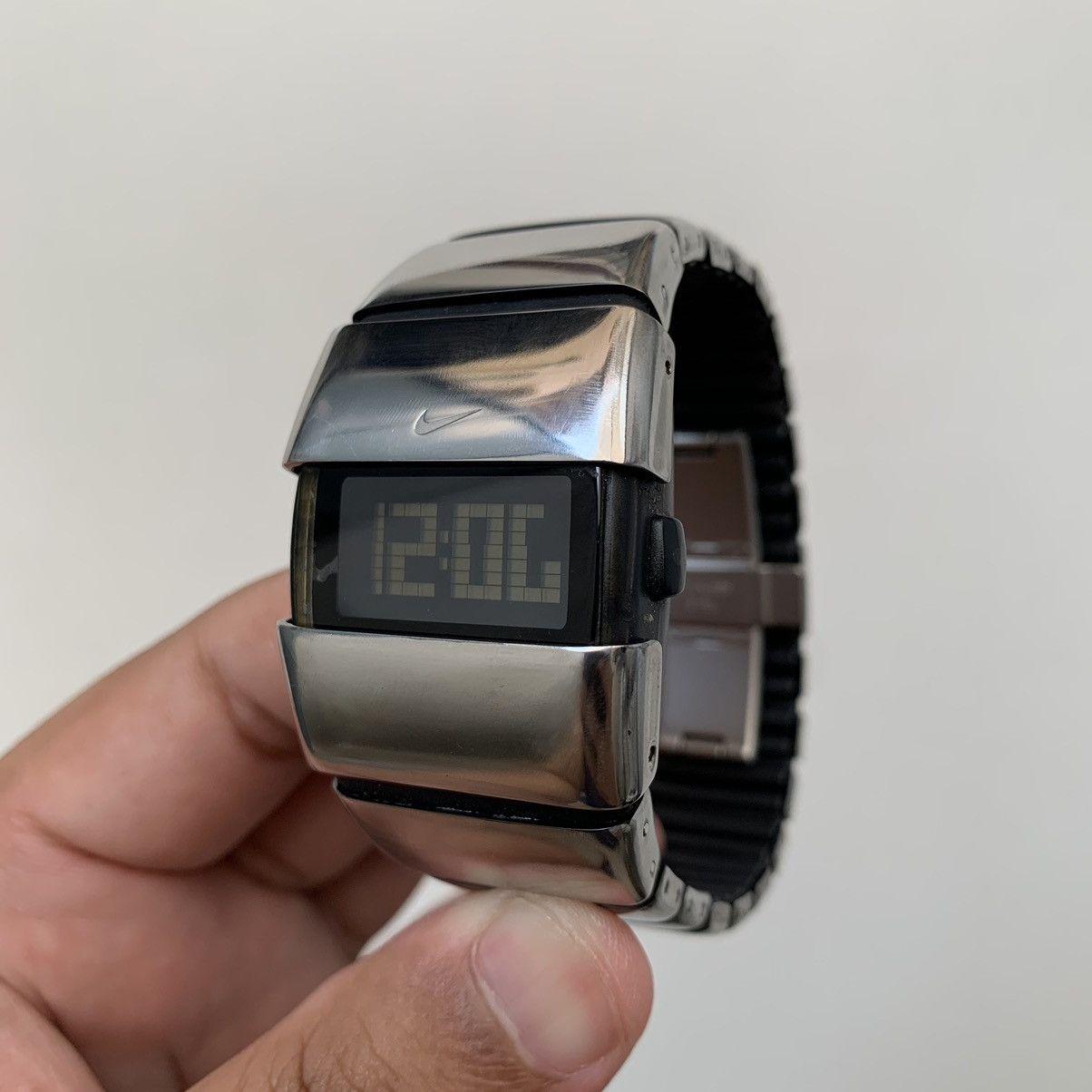 Nike NIKE D-LINE DIGITAL WATCH🛸 | Grailed