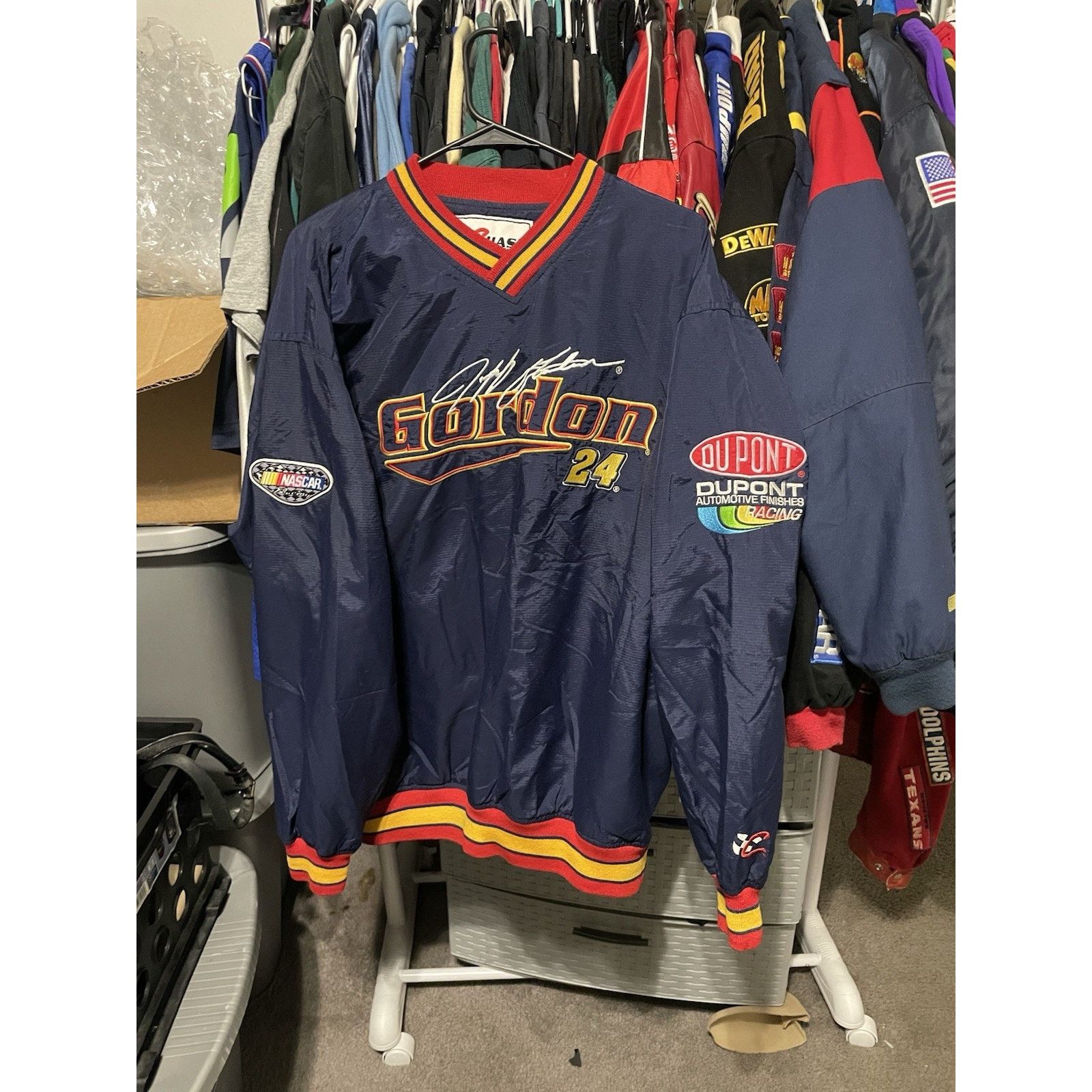 Chase Authentics Size L- VTG Jeff Gordon NASCAR Sleeve Nylon Pullover Sweater Size US L / EU 52-54 / 3 - 1 Thumbnail
